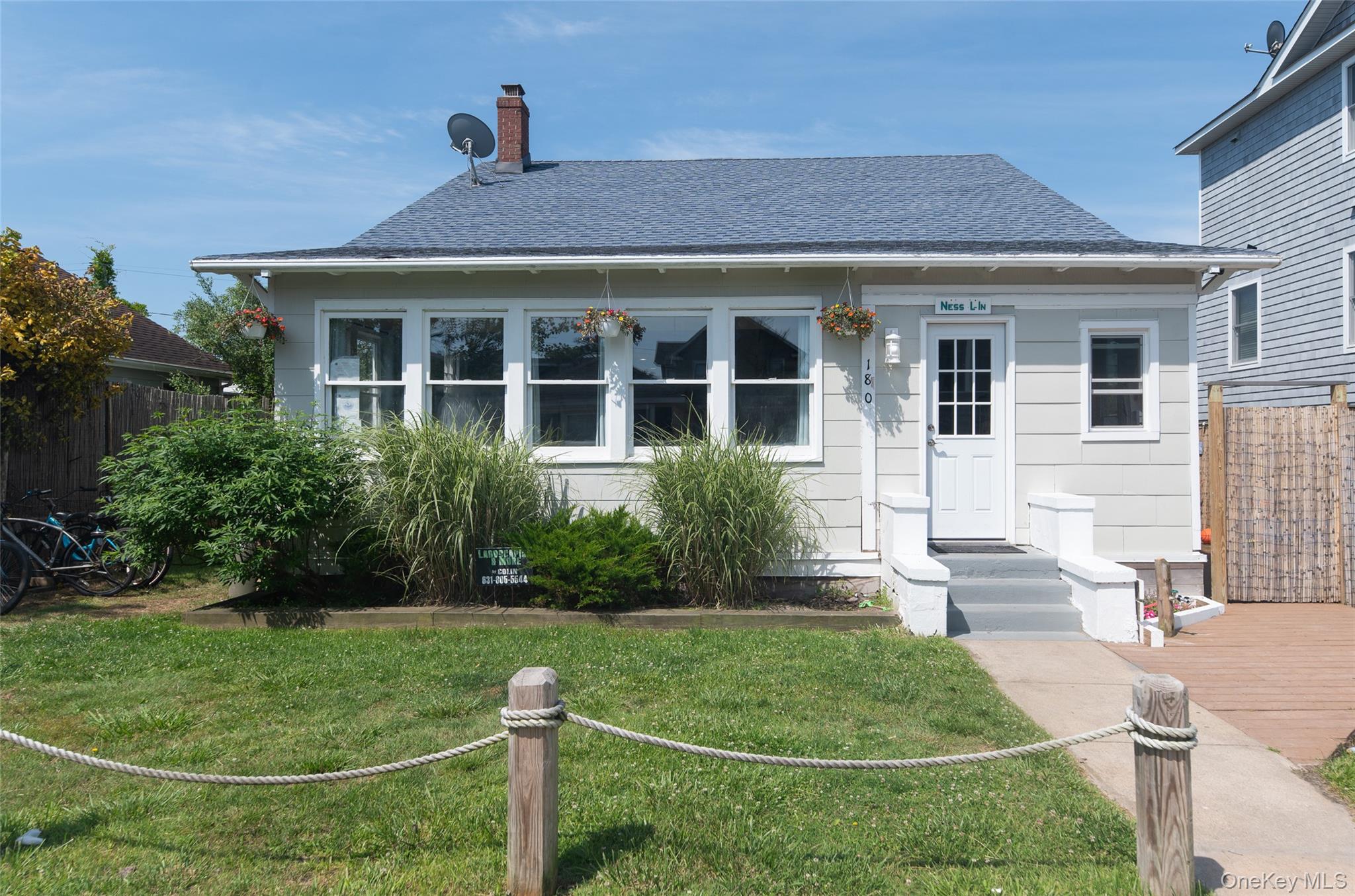 180 Cottage Walk Property Photo 1