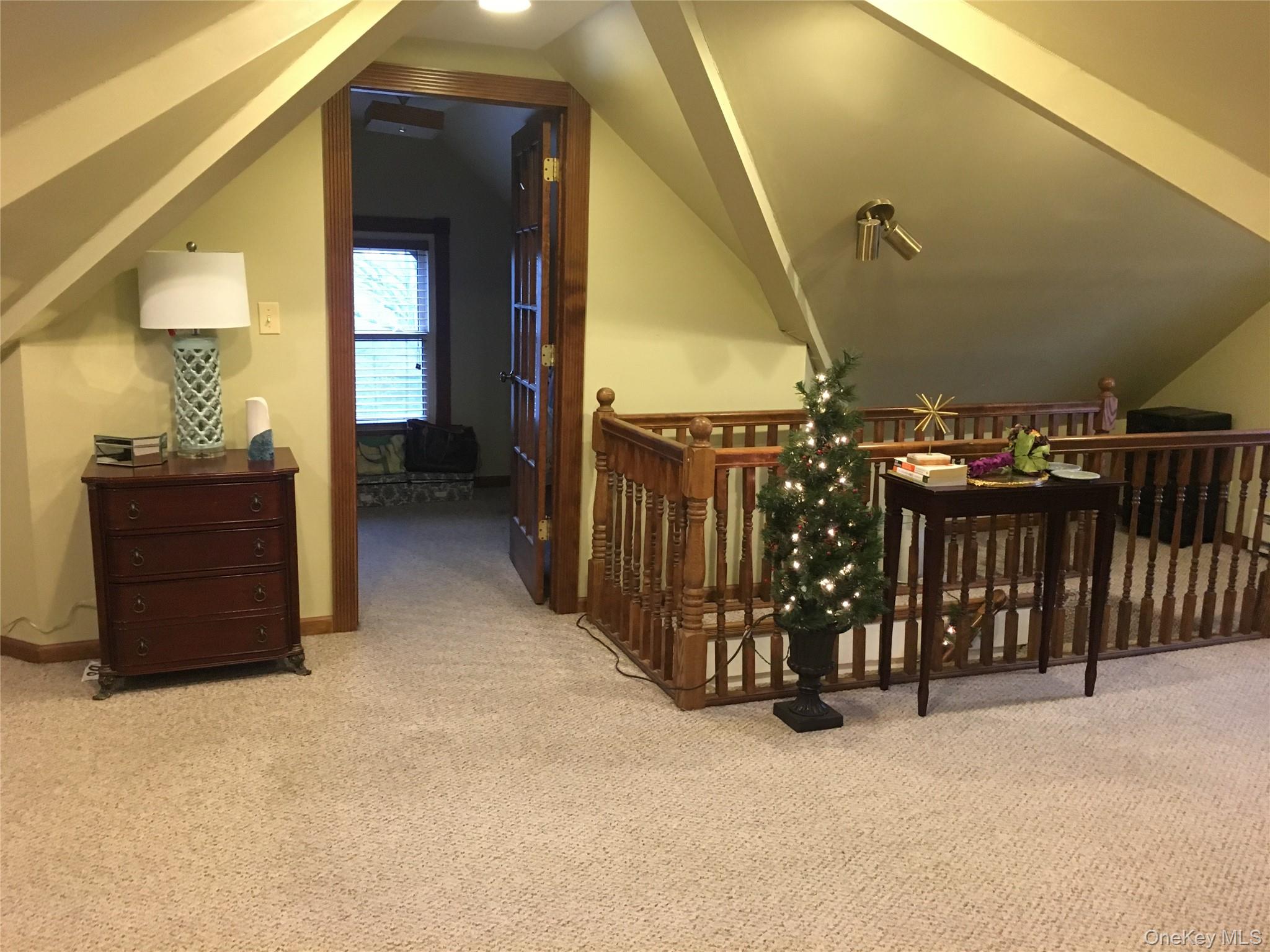 33 Irma Avenue Property Photo 7