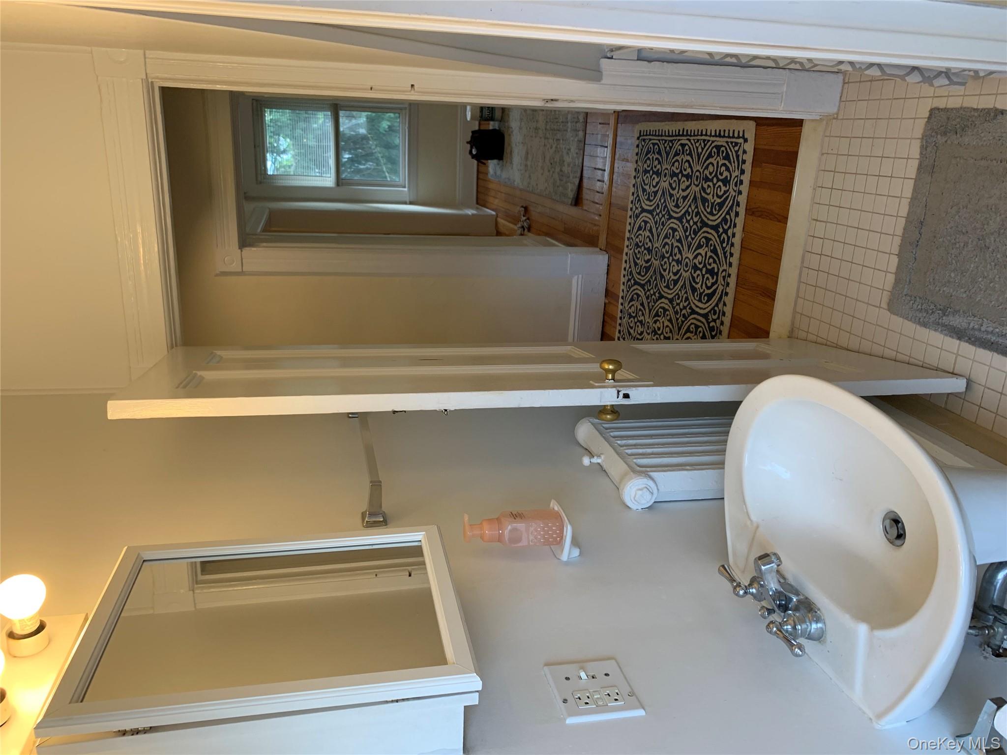 33 Irma Avenue Property Photo 9