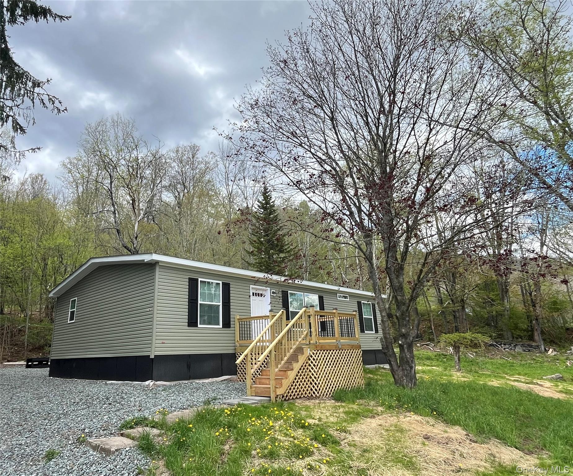 317 Debruce Road Property Photo 1