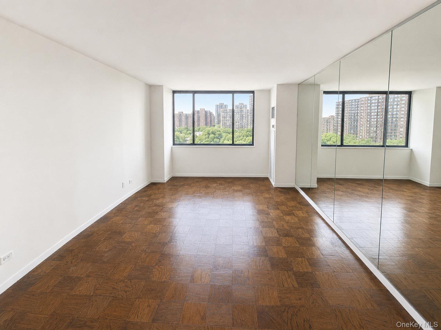 27110 Grand Central Parkway 10f Property Photo 3
