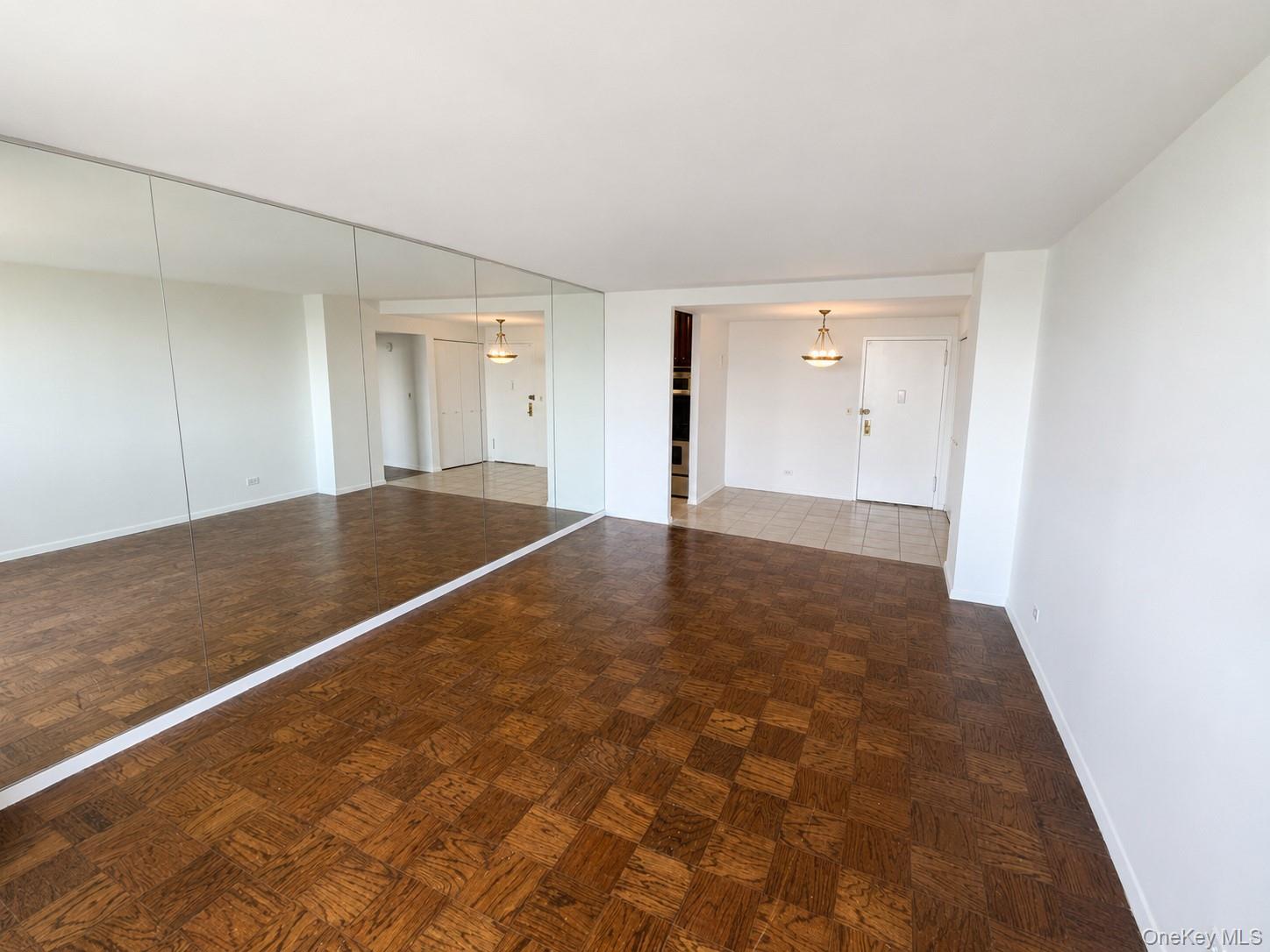 27110 Grand Central Parkway 10f Property Photo 4