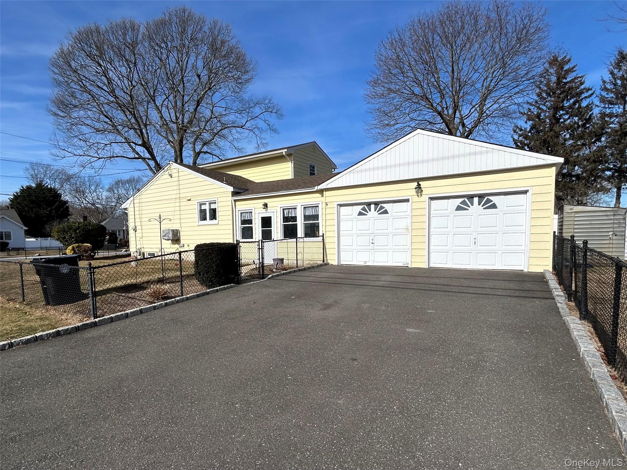 1123 Hyman Avenue Property Photo 4