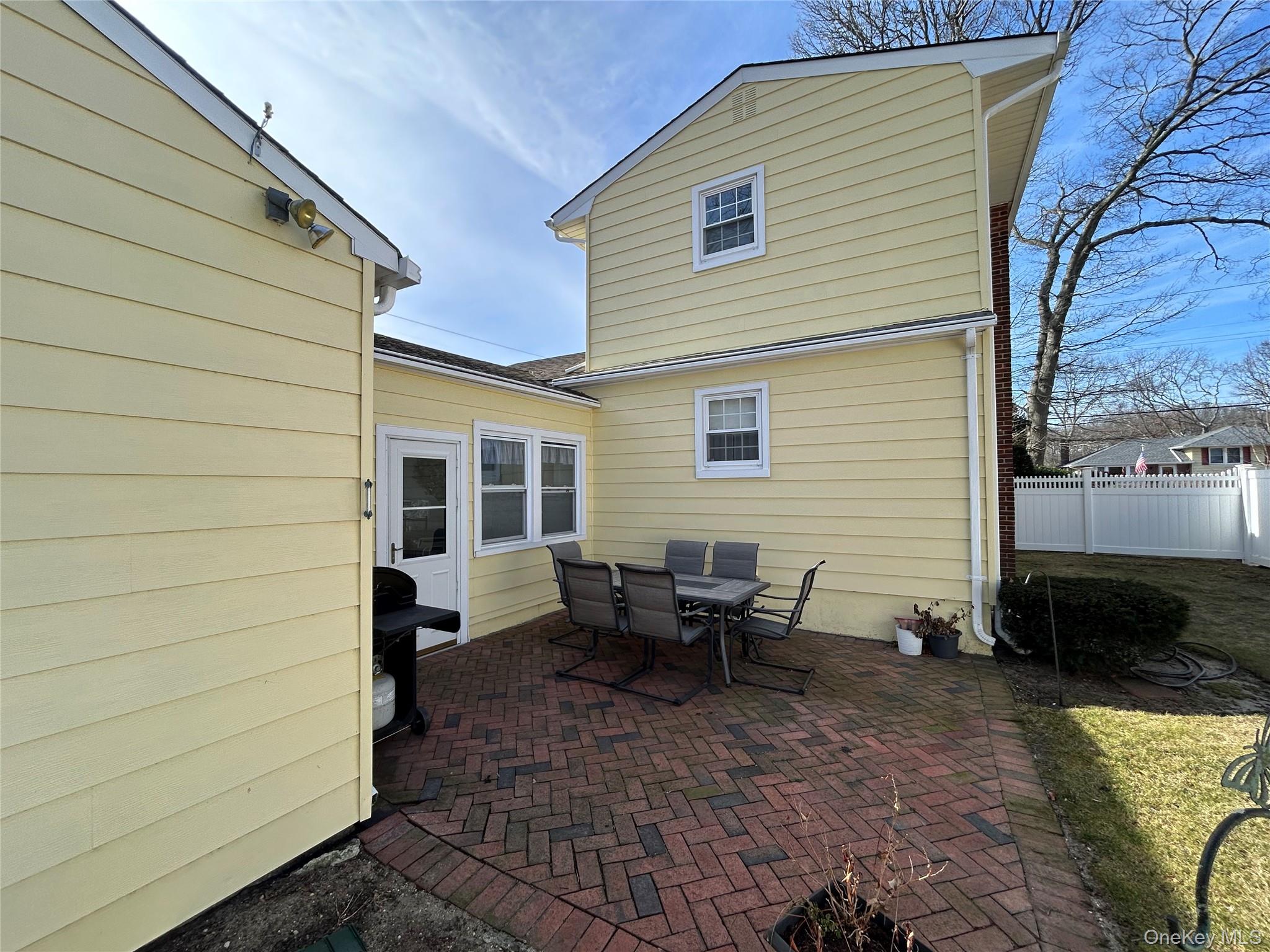 1123 Hyman Avenue Property Photo 6