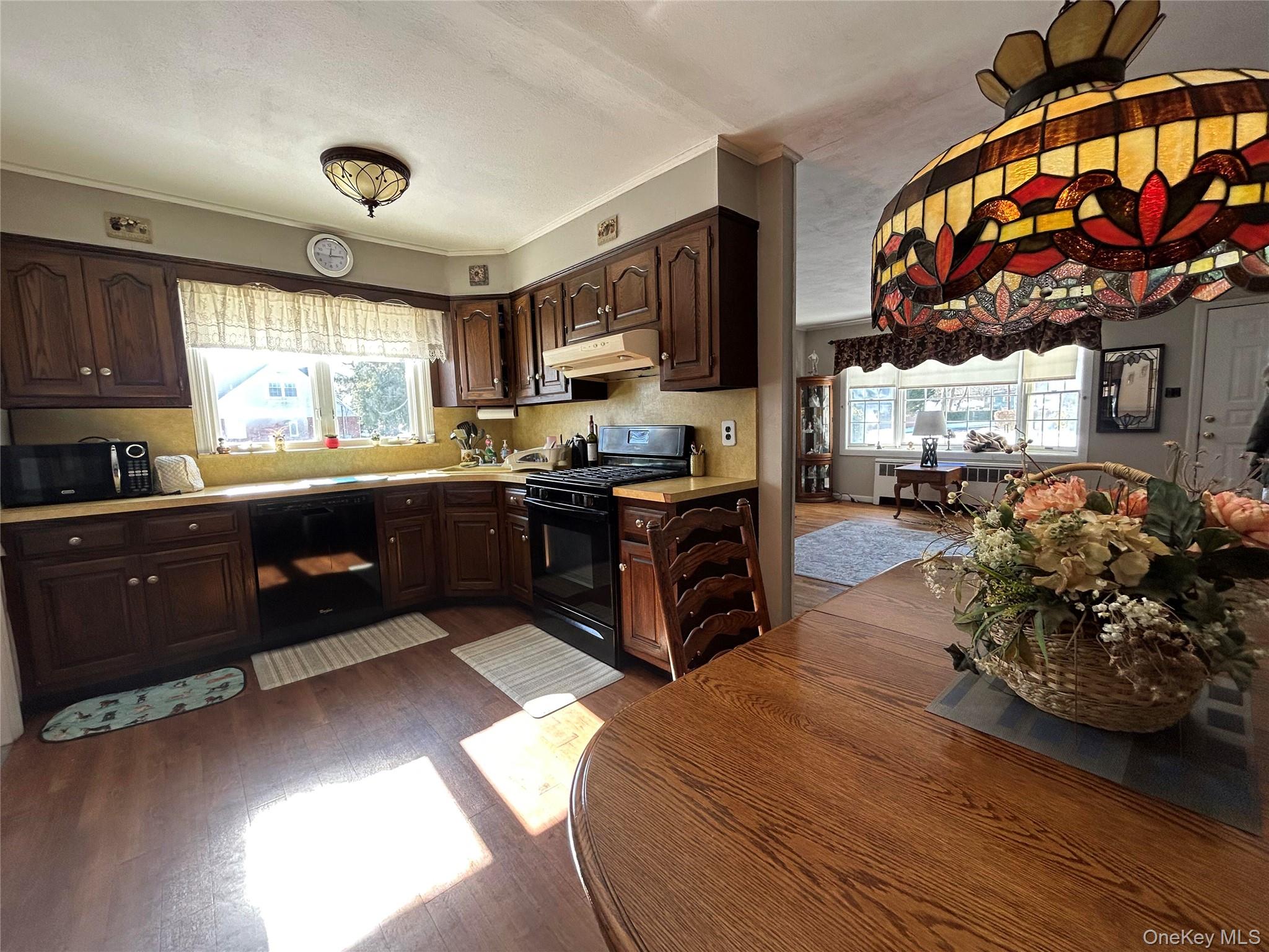 1123 Hyman Avenue Property Photo 11