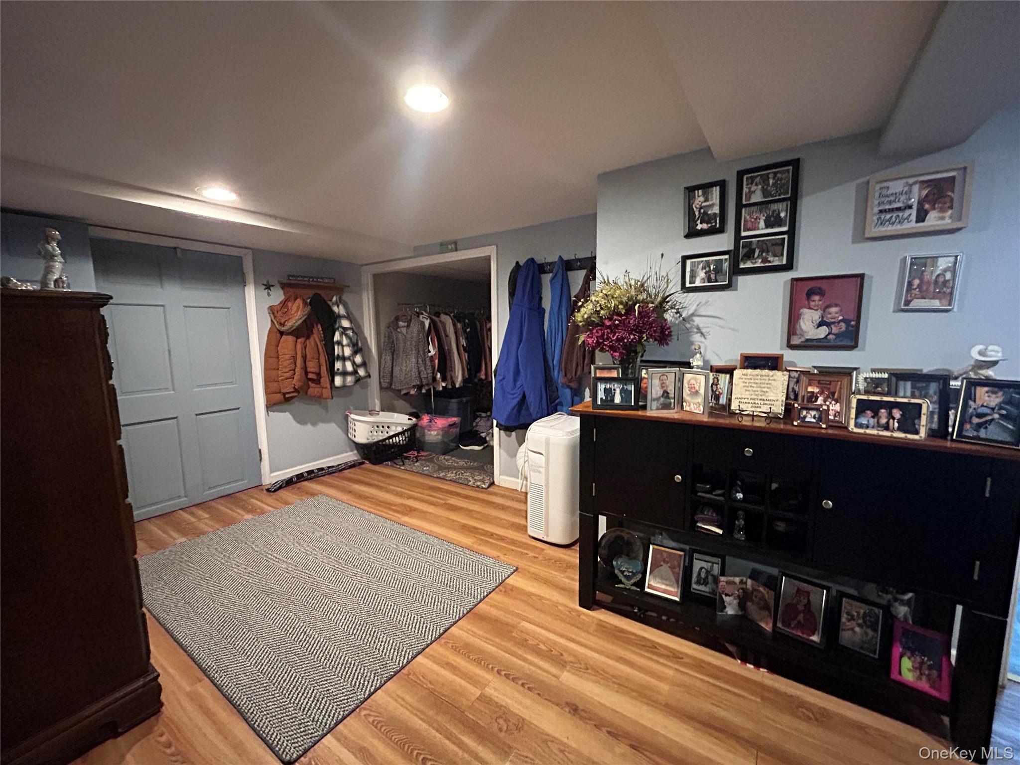 1123 Hyman Avenue Property Photo 24