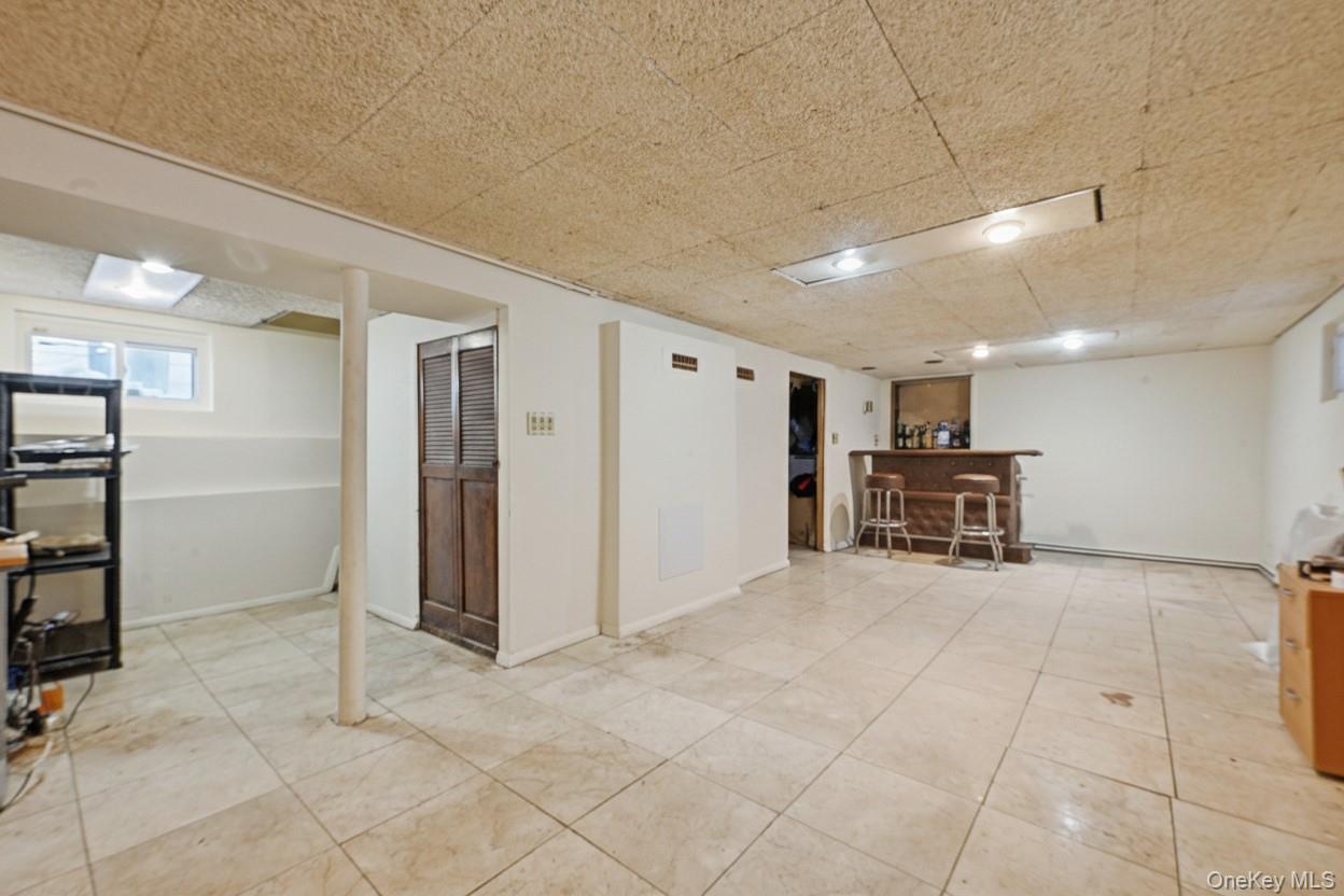 8918 239th Street Property Photo 13