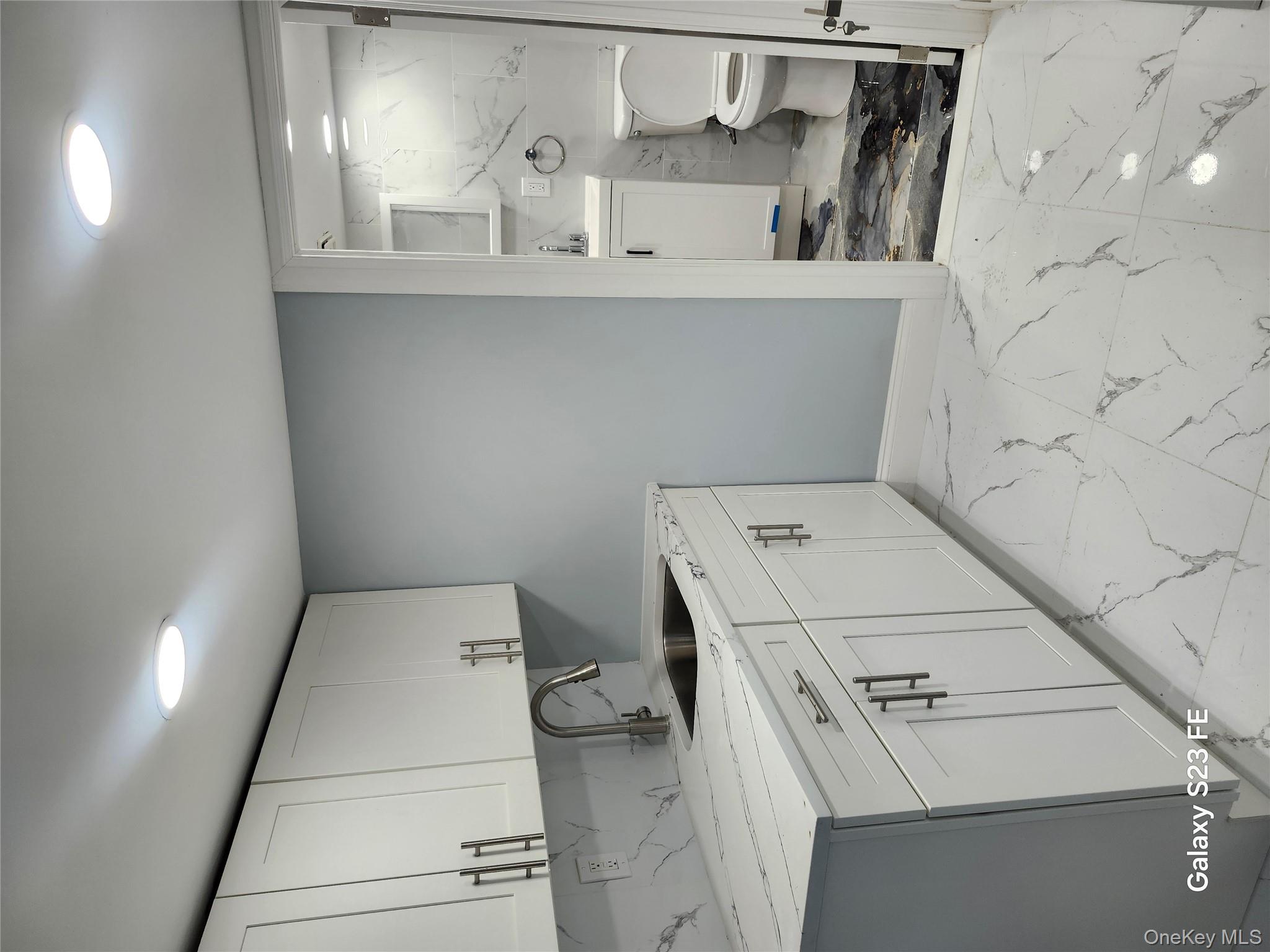 191-33 114th Road Property Photo 3