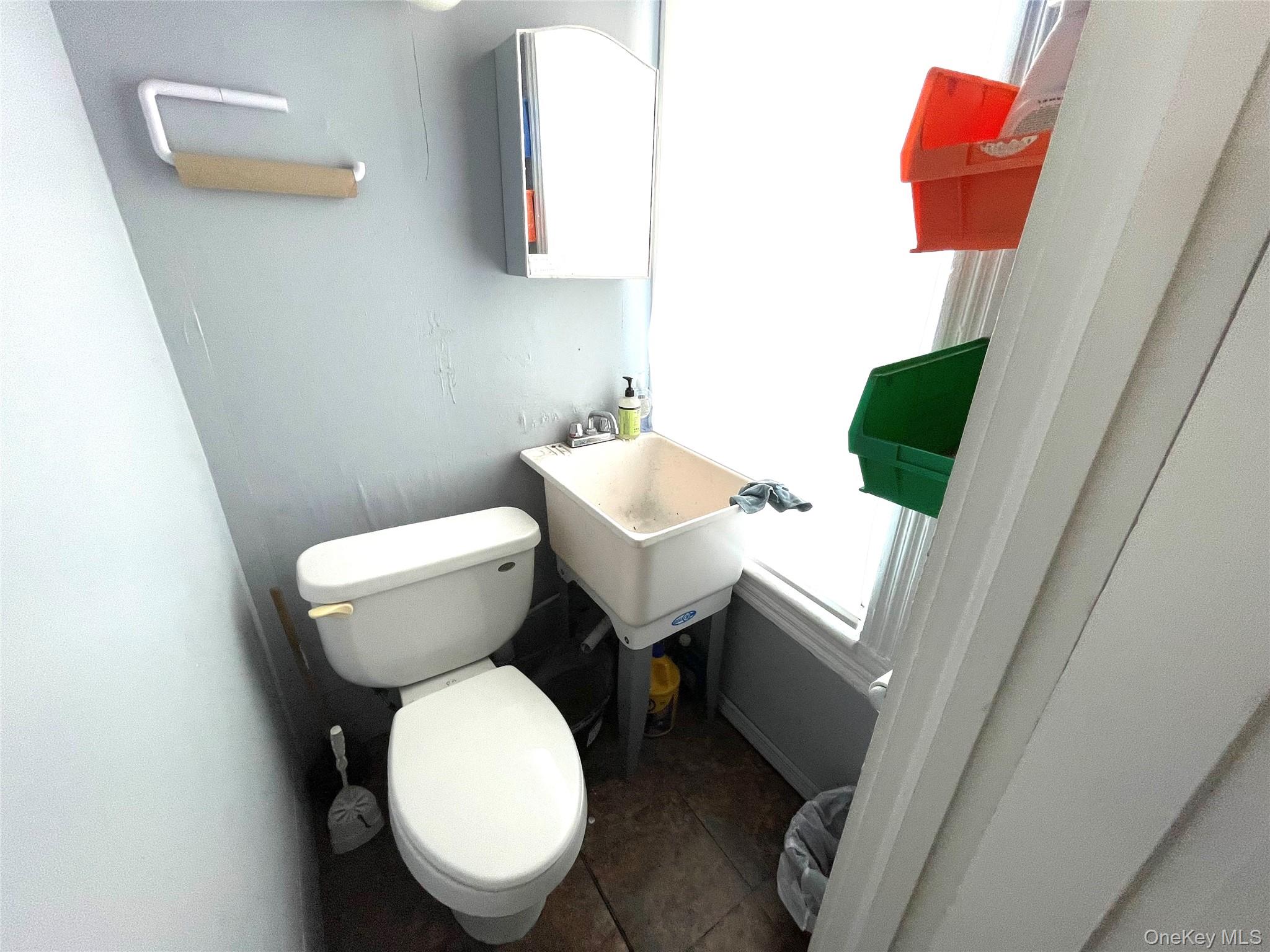 158 W Main Street Property Photo 7
