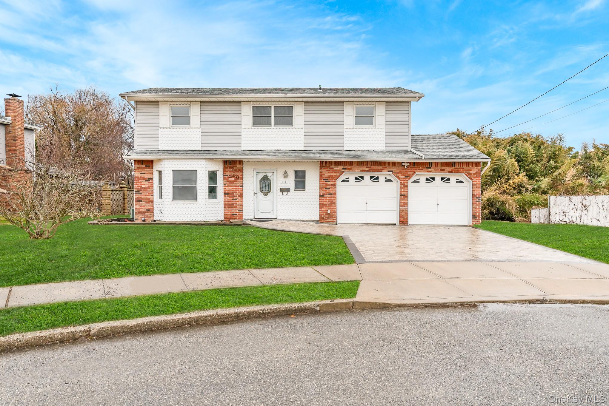 24 Brooktree Circle Property Photo 2
