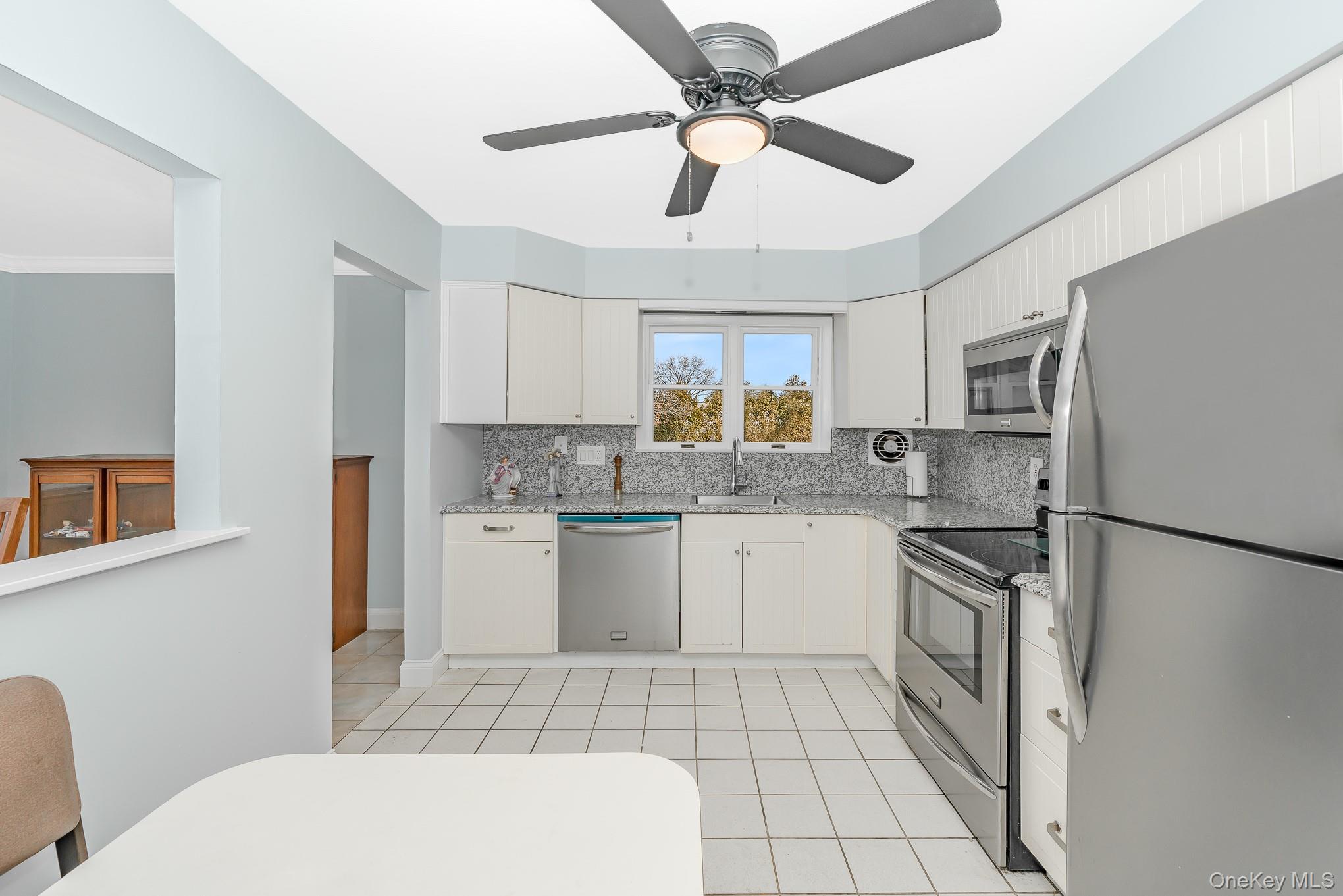 24 Brooktree Circle Property Photo 7