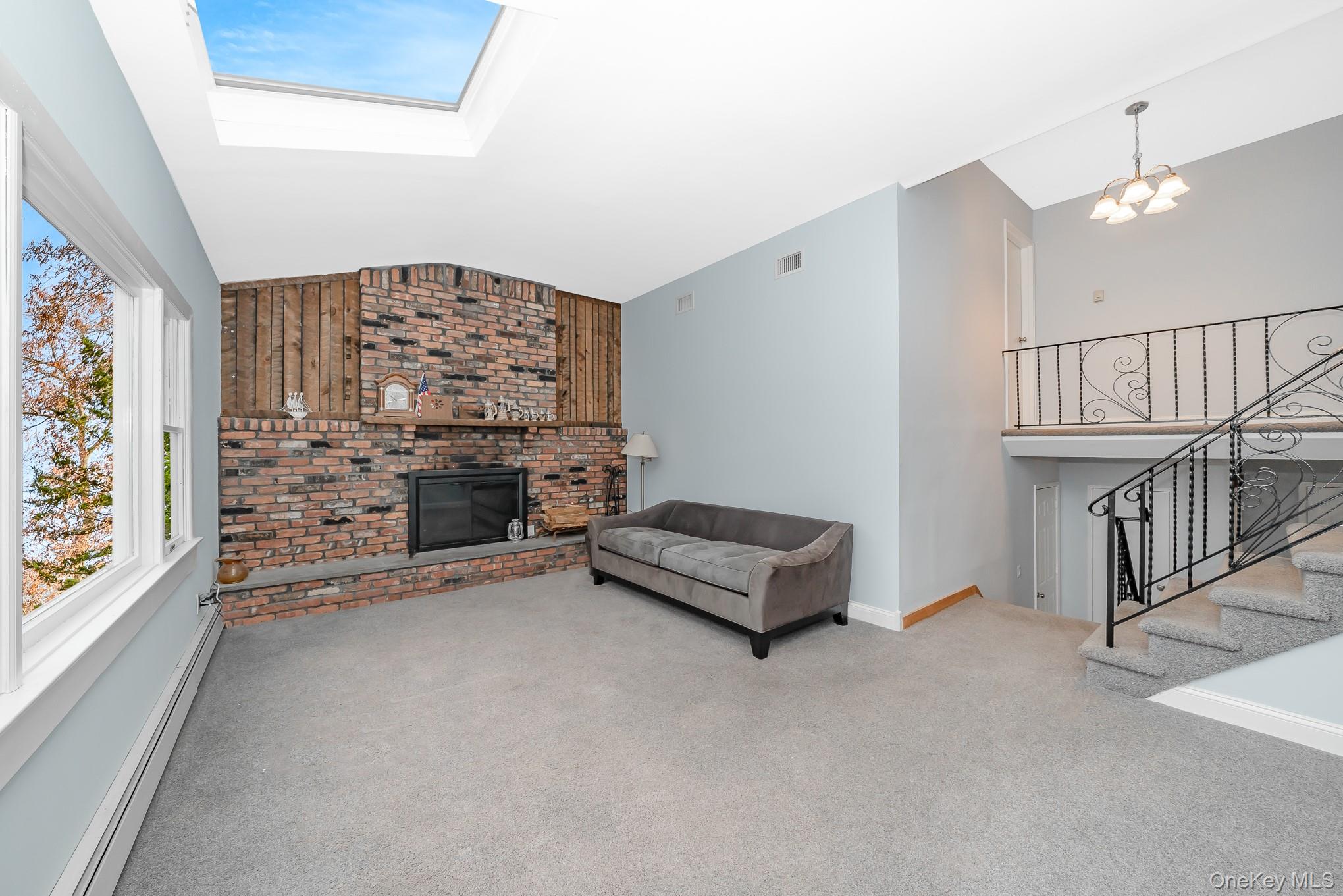 24 Brooktree Circle Property Photo 15