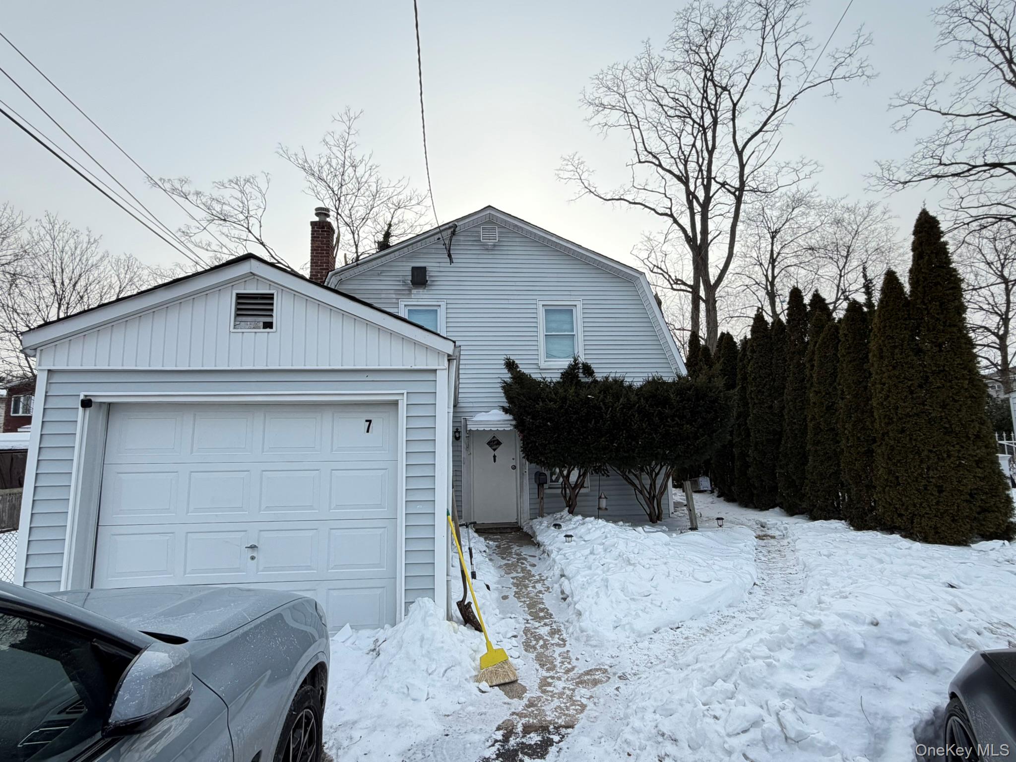 7 Sands Point Road Property Photo 1