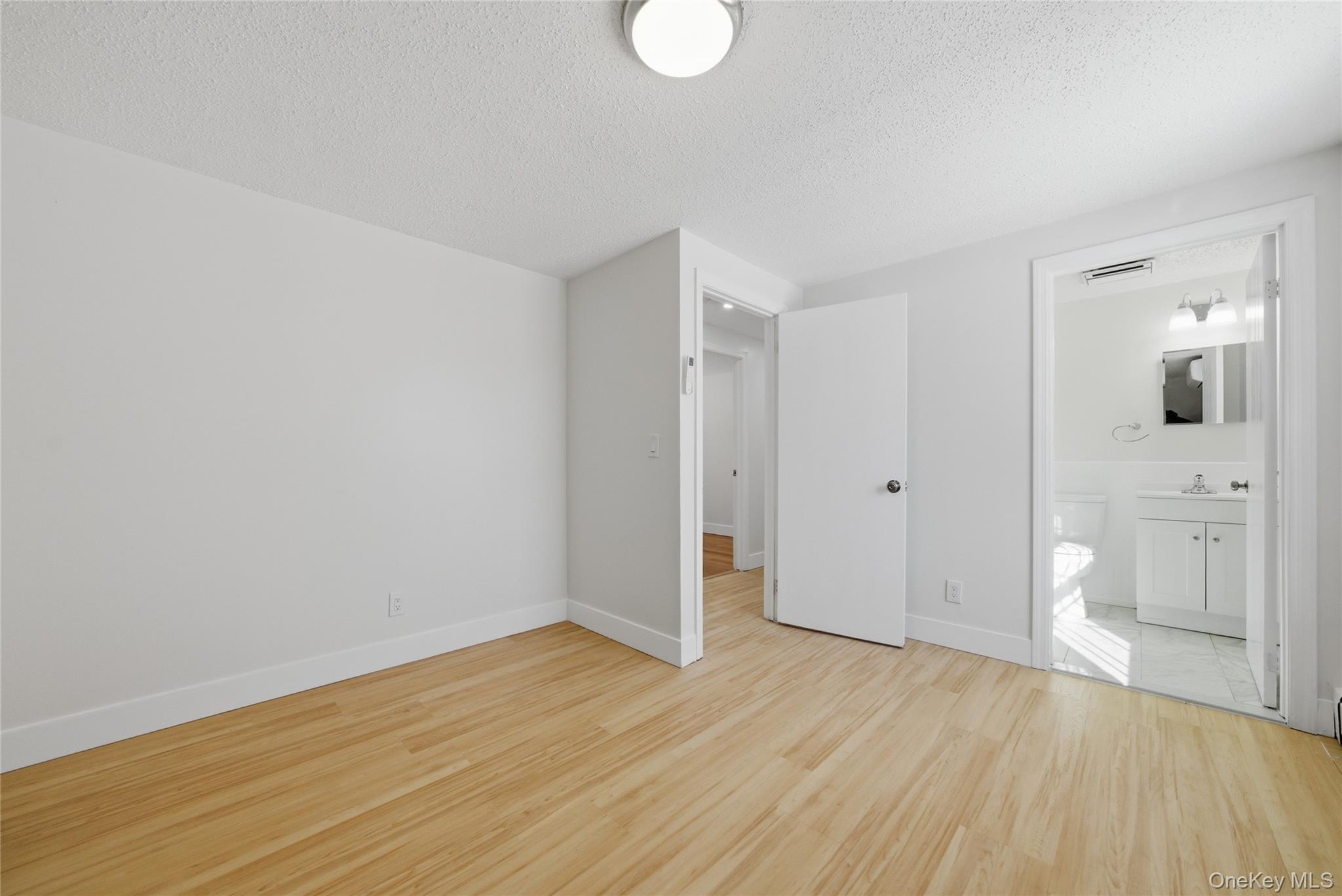1510 Crotona Park Park Property Photo 7