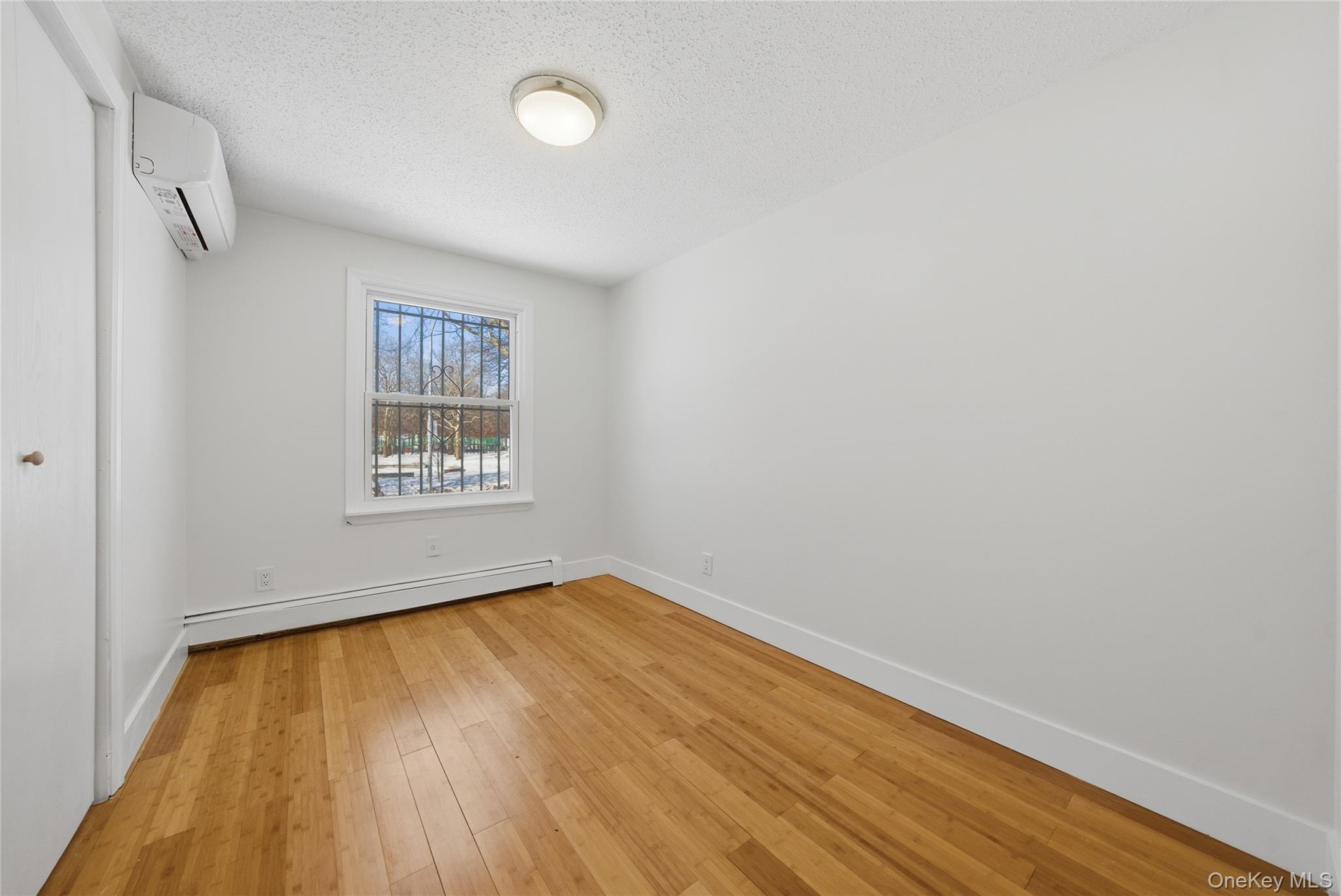 1510 Crotona Park Park Property Photo 13