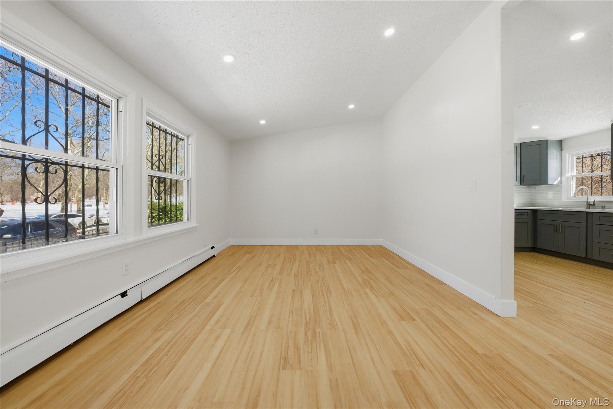 1510 Crotona Park Park Property Photo 17