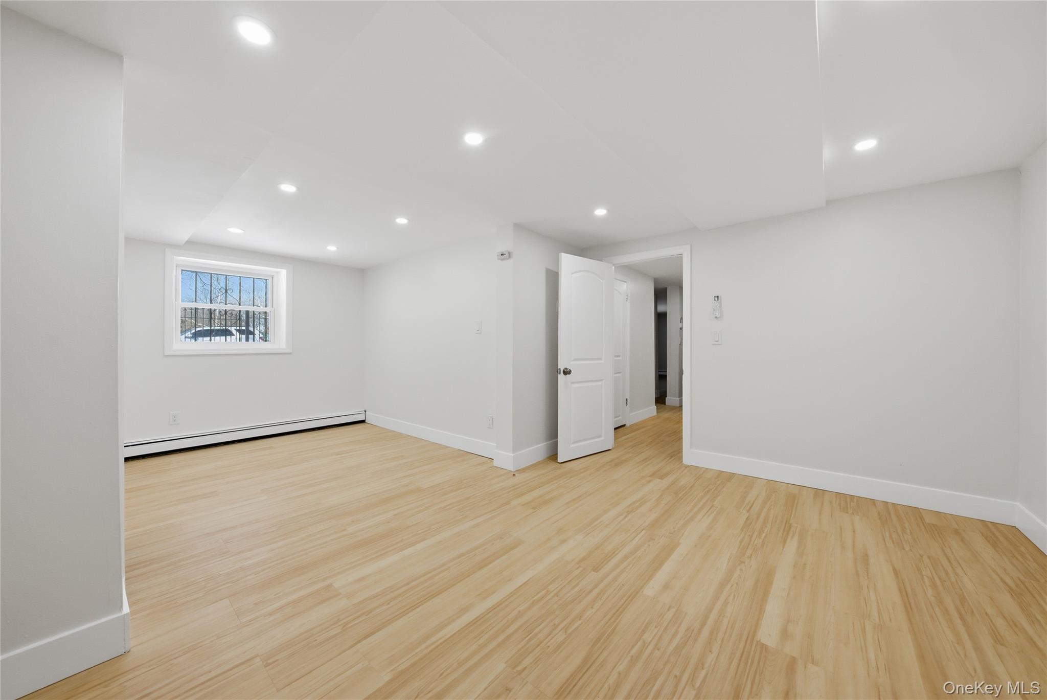1510 Crotona Park Park Property Photo 27