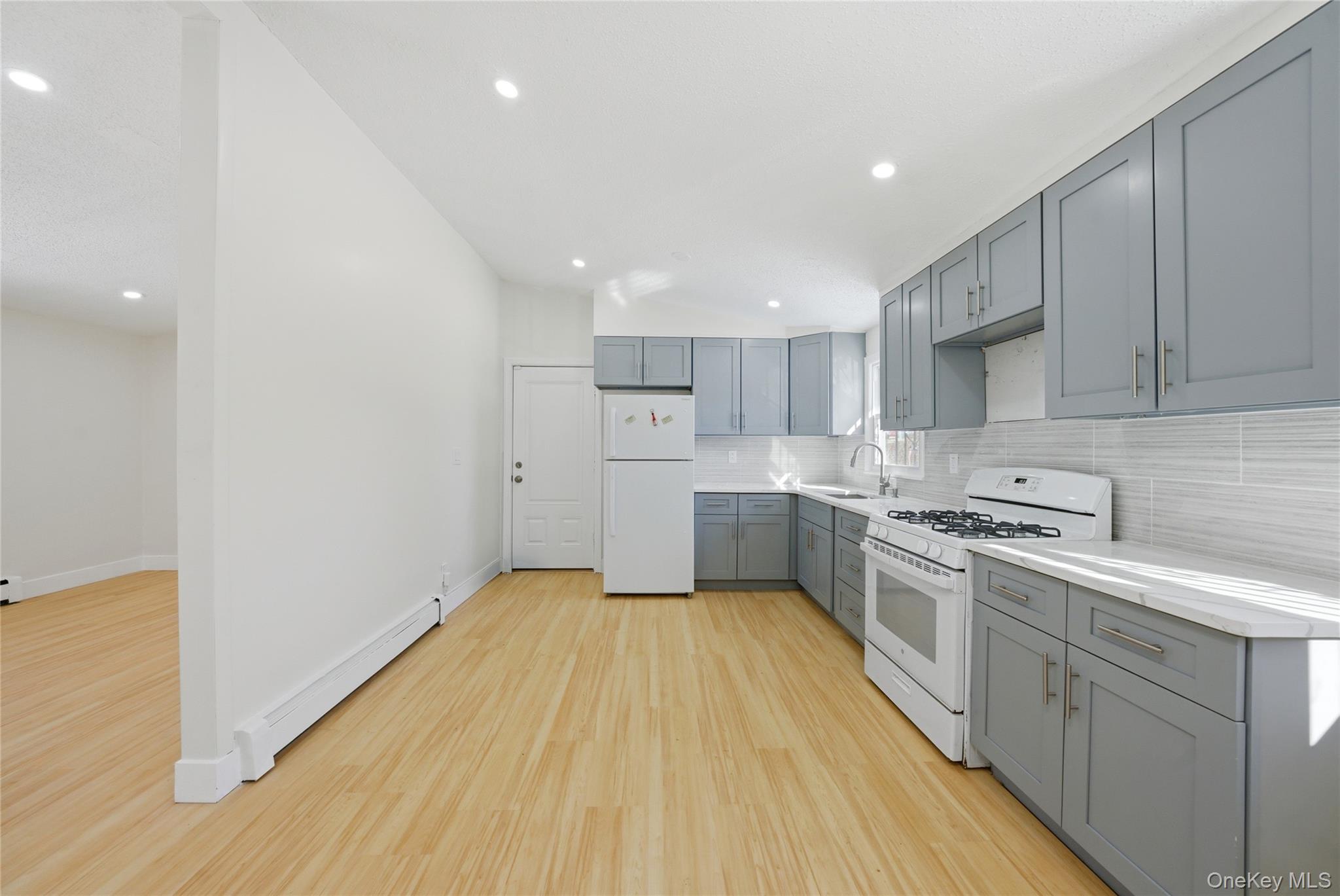 1510 Crotona Park Park Property Photo 28