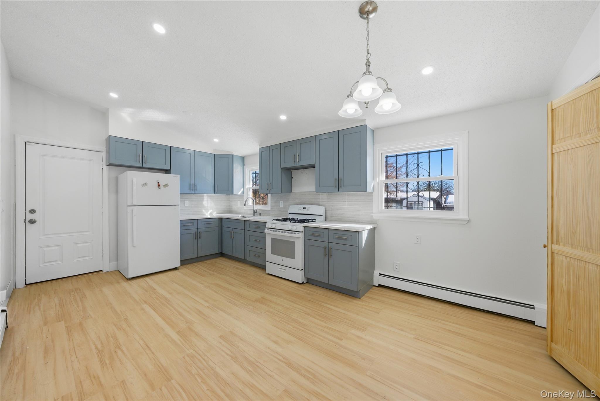 1510 Crotona Park Park Property Photo 30