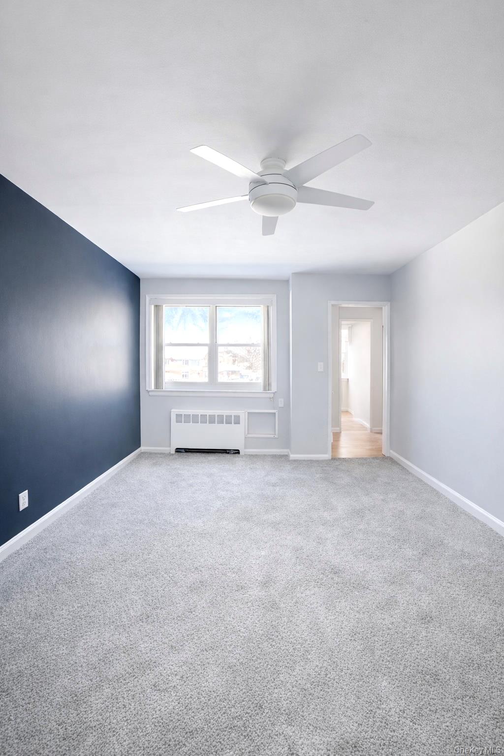 6758 152 Street B Property Photo 4