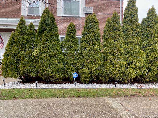 245-17 76th Avenue 1st Fl Property Photo 3