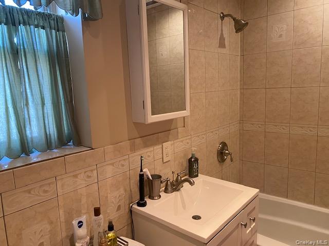 245-17 76th Avenue 1st Fl Property Photo 10