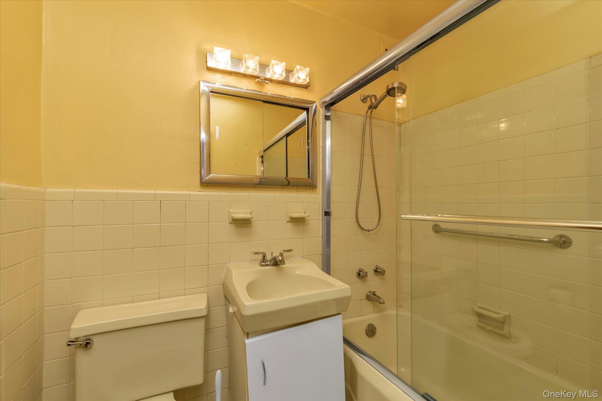 66-36 Yellowstone Boulevard 18h Property Photo 14