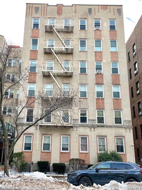 41-16 47 Avenue 6F Property Photo 1