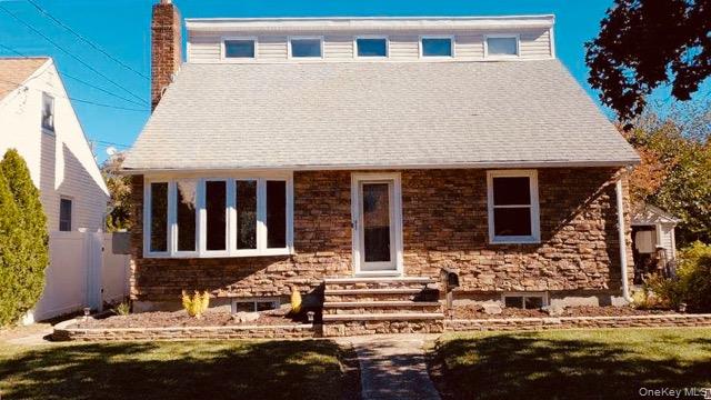 77 Lynton Road Property Photo 1