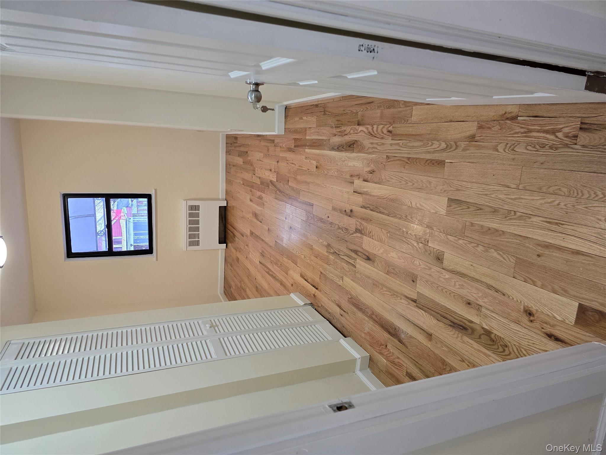 1792 Lacombe Avenue 2 2nd Floor Property Photo 4