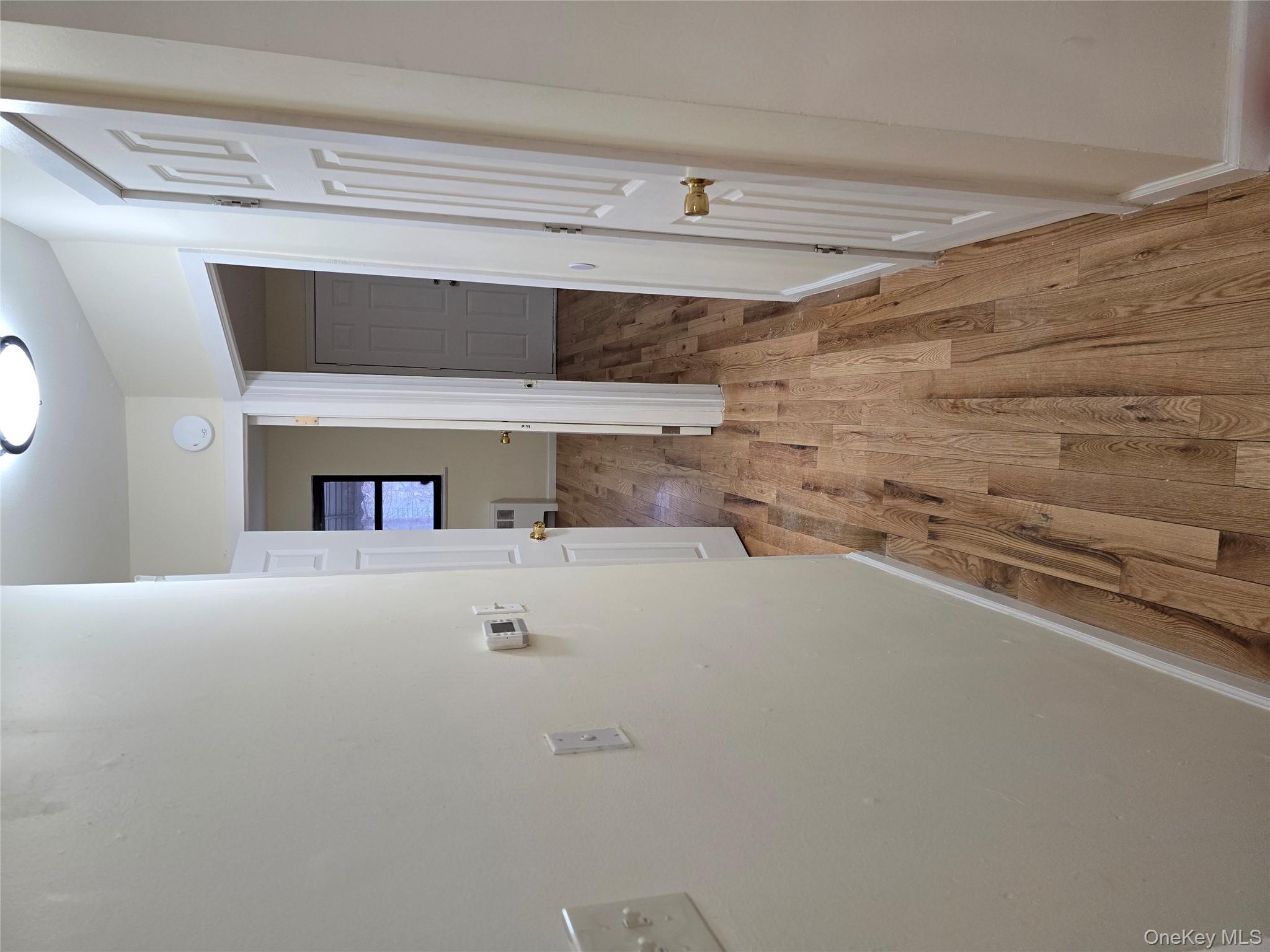 1792 Lacombe Avenue 2 2nd Floor Property Photo 8