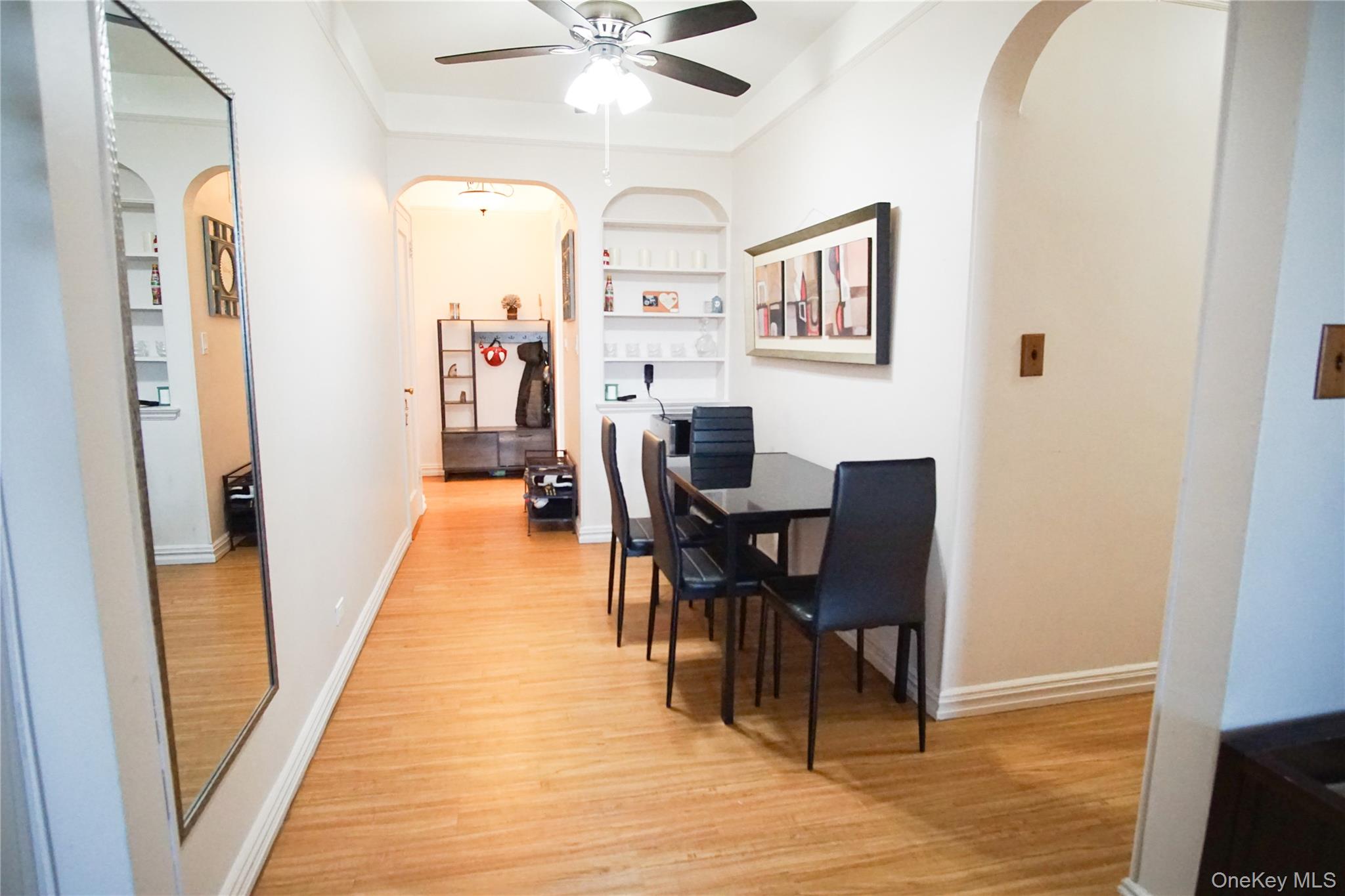 3321 Bruckner Boulevard 5j Property Photo 3