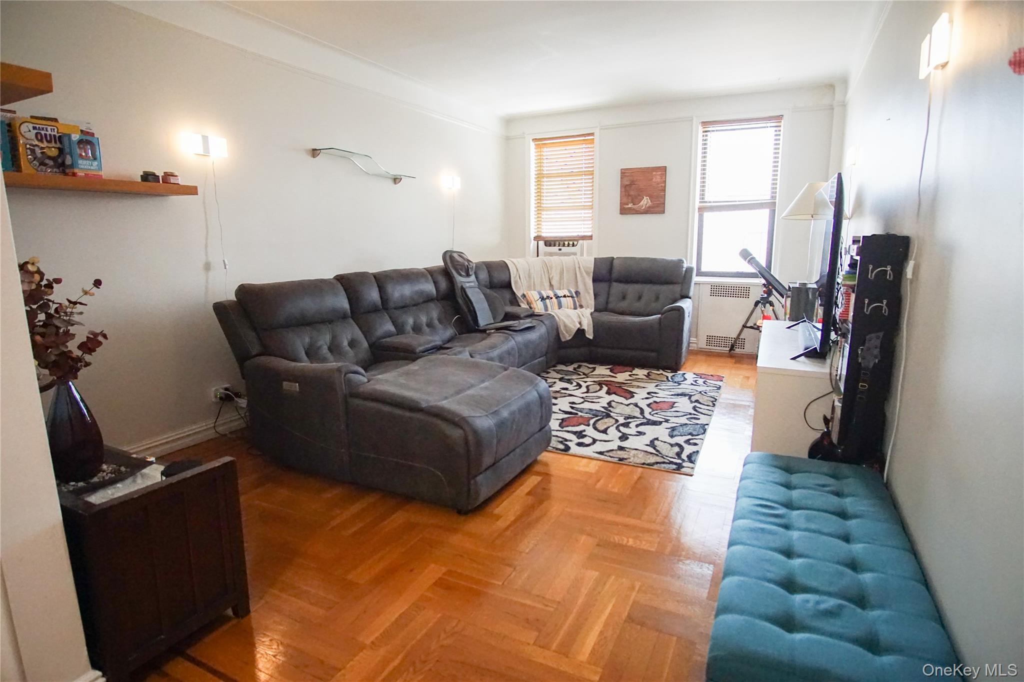 3321 Bruckner Boulevard 5j Property Photo 5