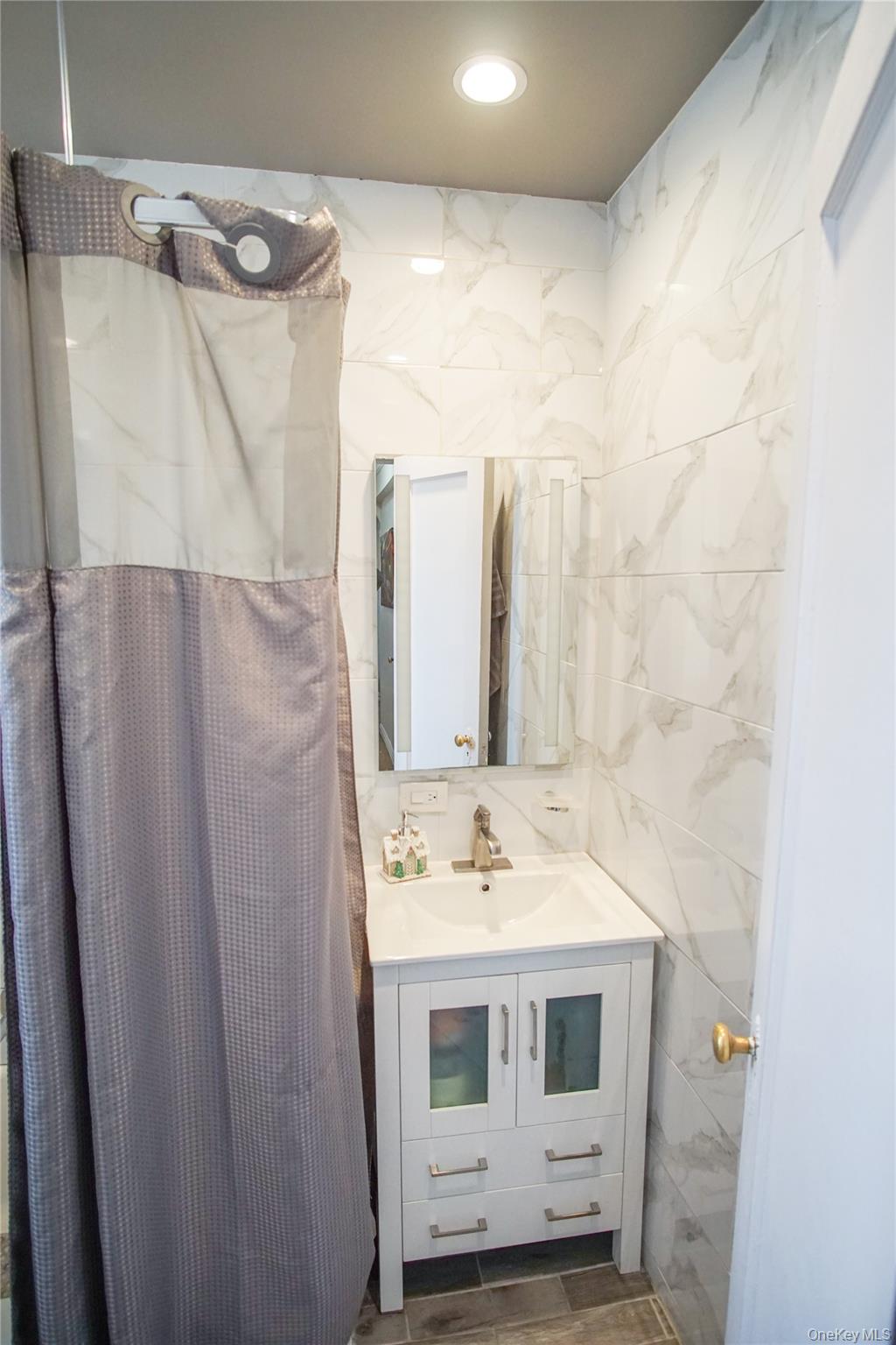 3321 Bruckner Boulevard 5j Property Photo 11