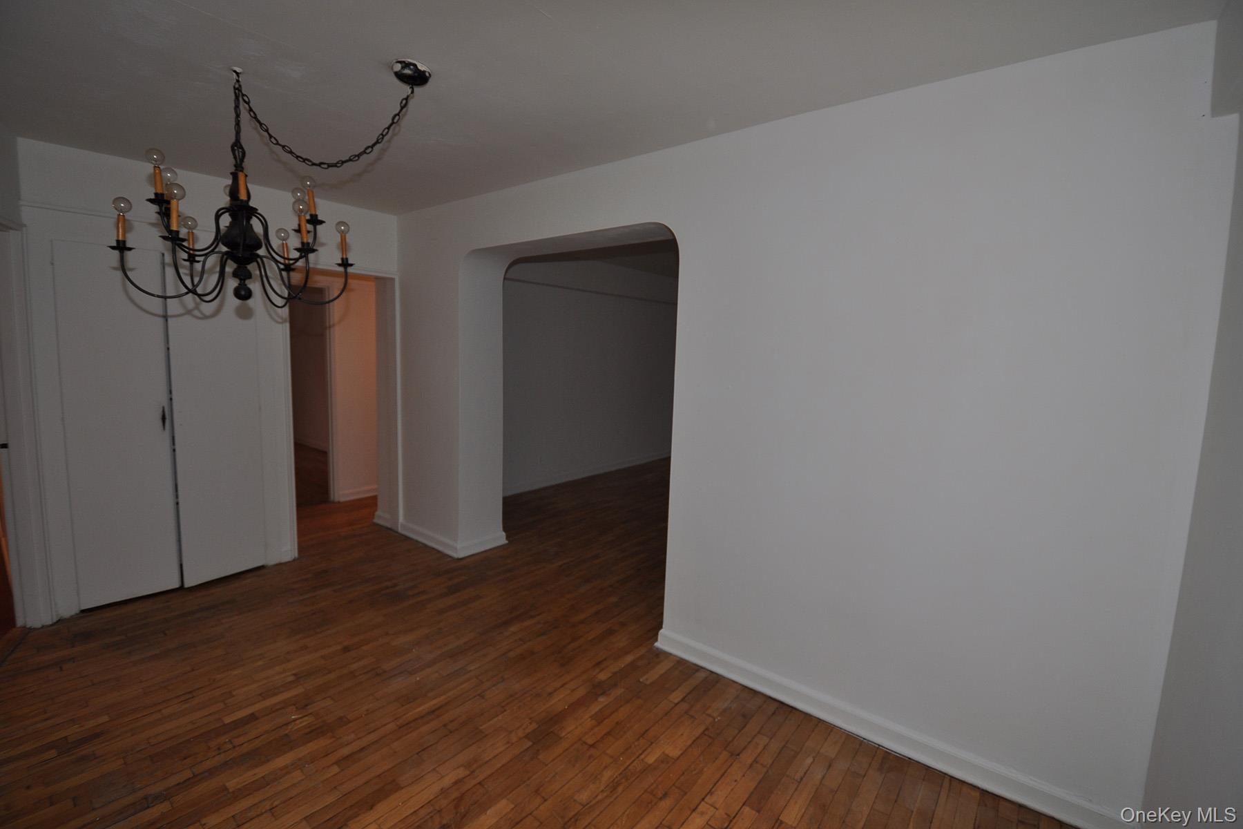 142 Garth Road 1r Property Photo 5