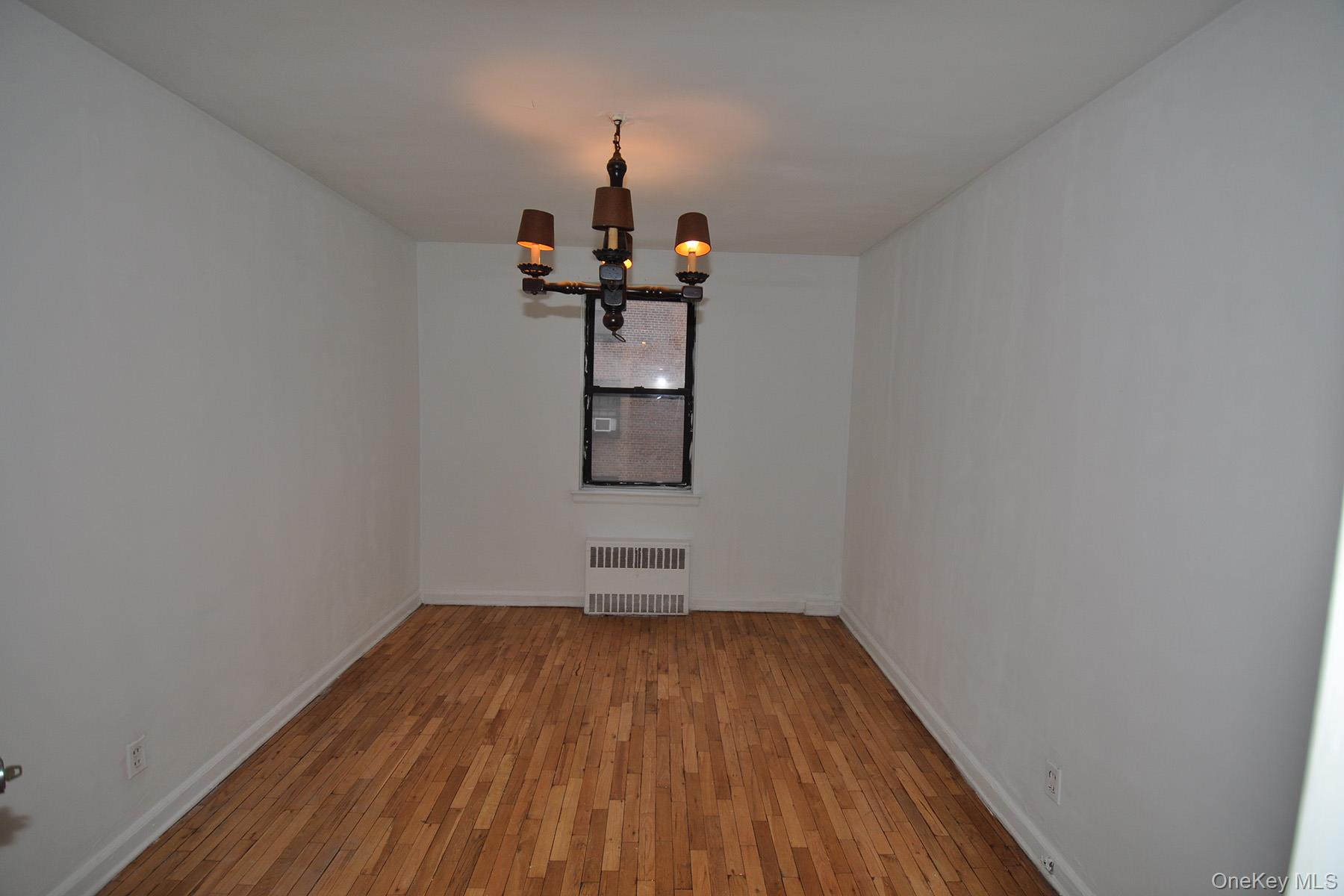 142 Garth Road 1r Property Photo 6