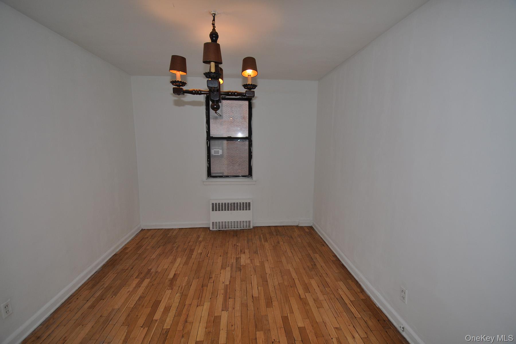 142 Garth Road 1r Property Photo 8