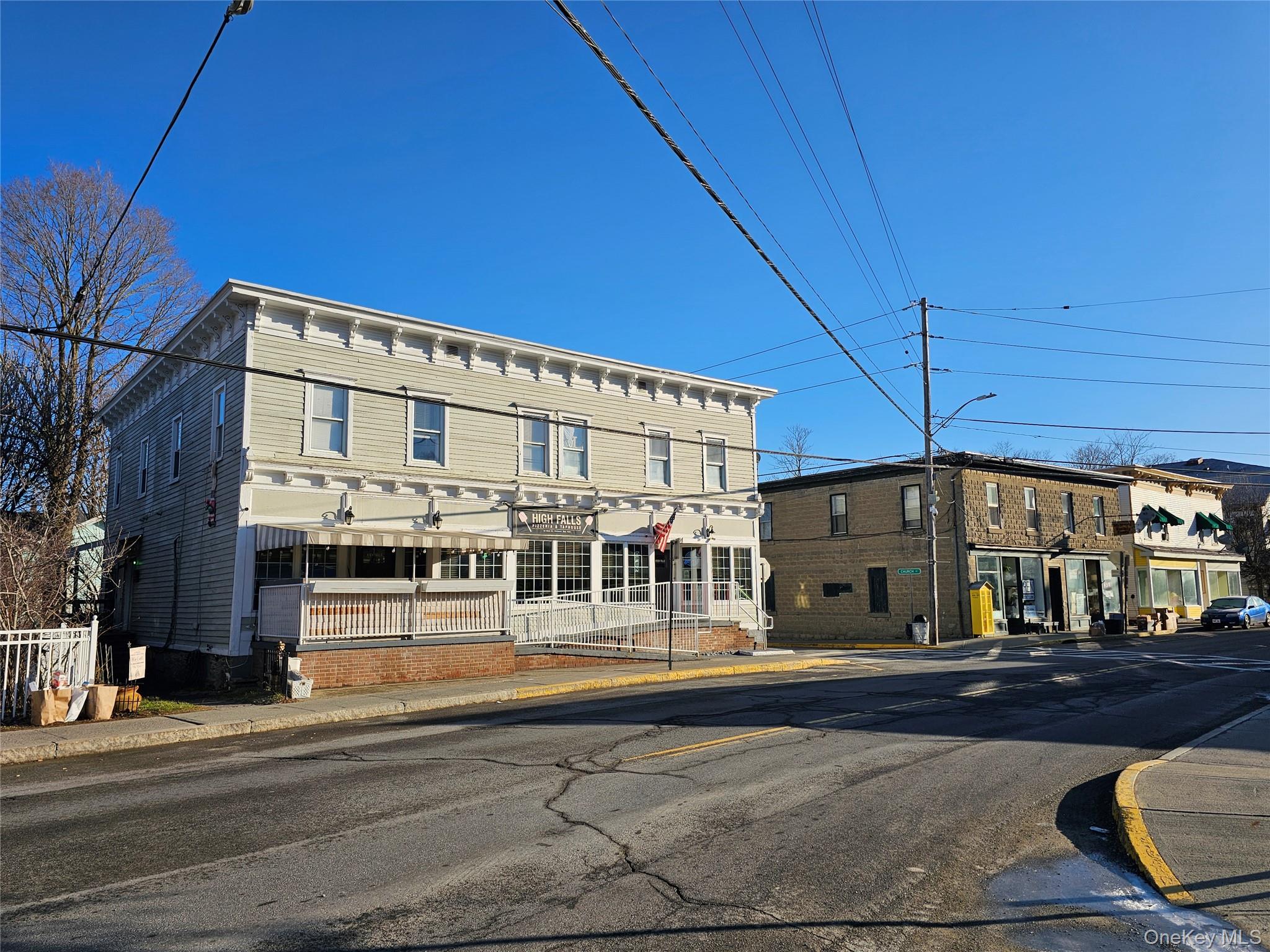 94 Main Street Property Photo 1
