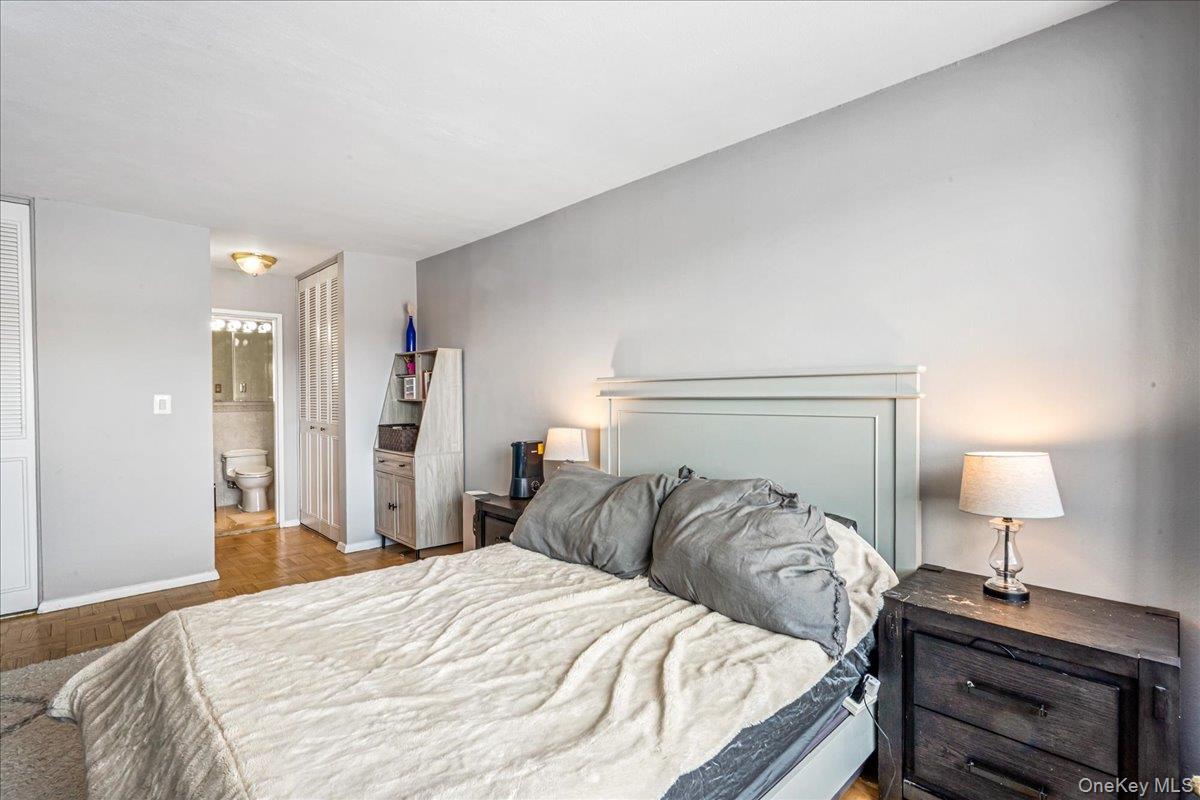 17-85 215th Street 1p Property Photo 10