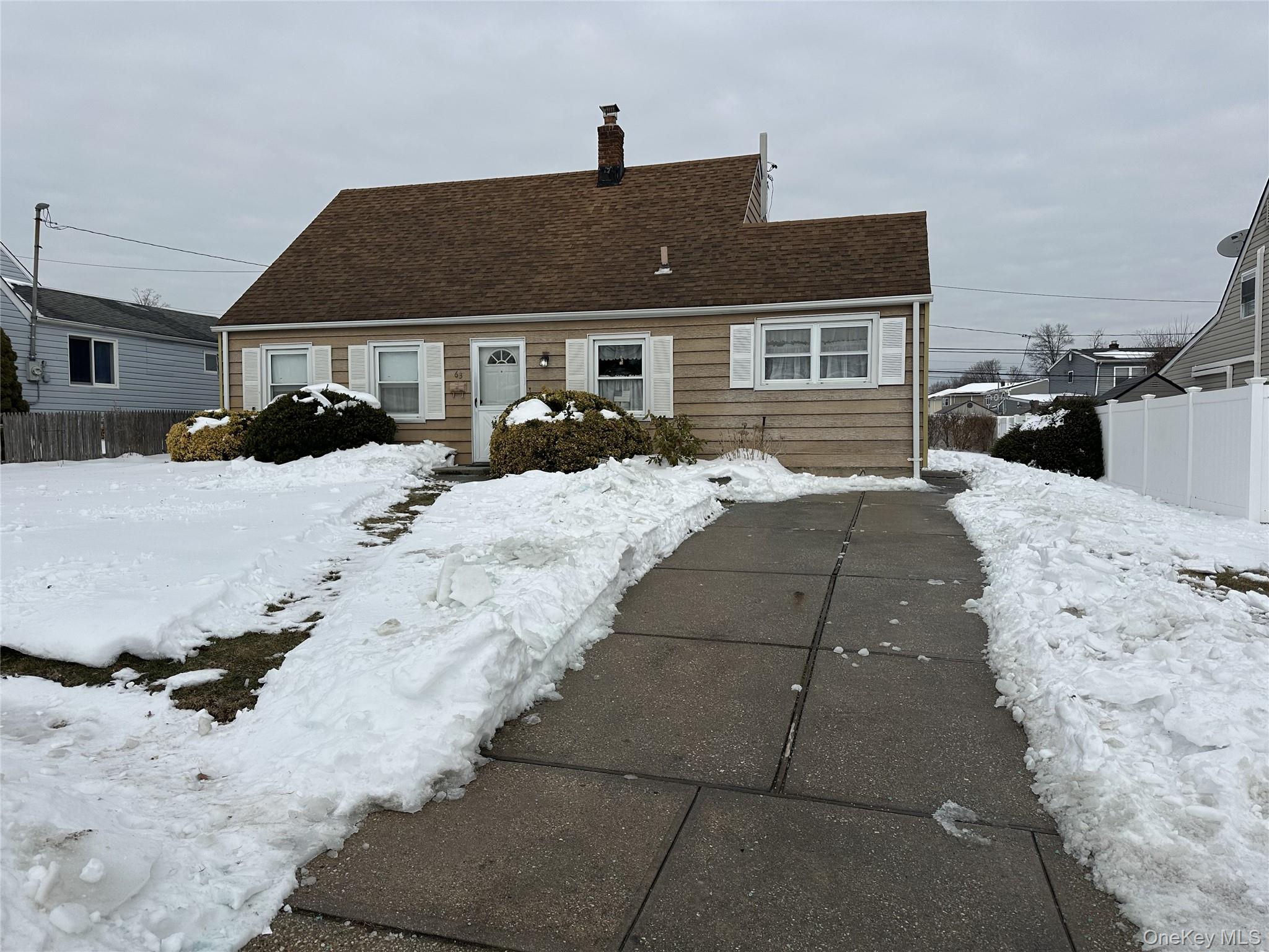 63 Morning Glory Road Property Photo 1