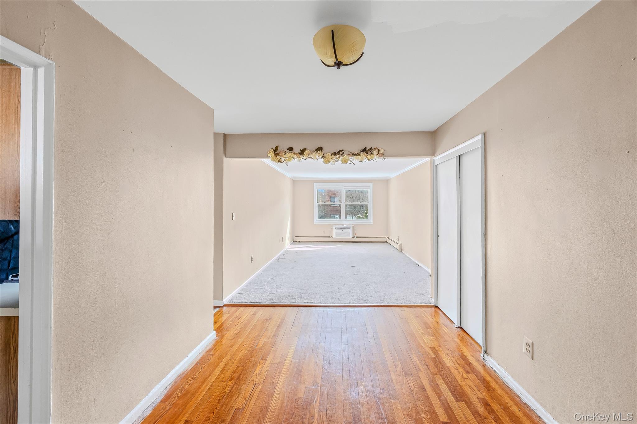 124 S Park Ave 2-s Property Photo 11