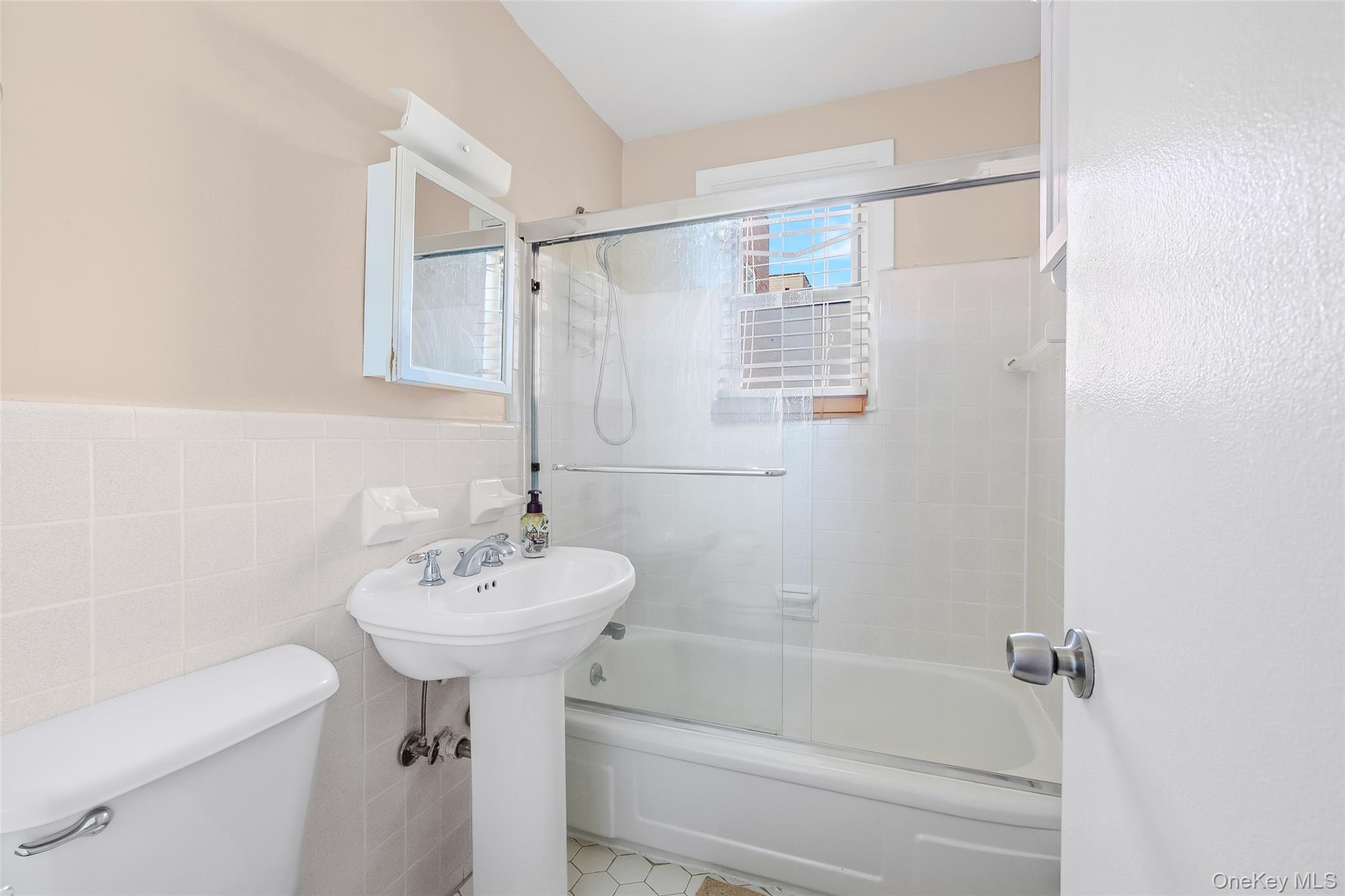 124 S Park Ave 2-s Property Photo 22