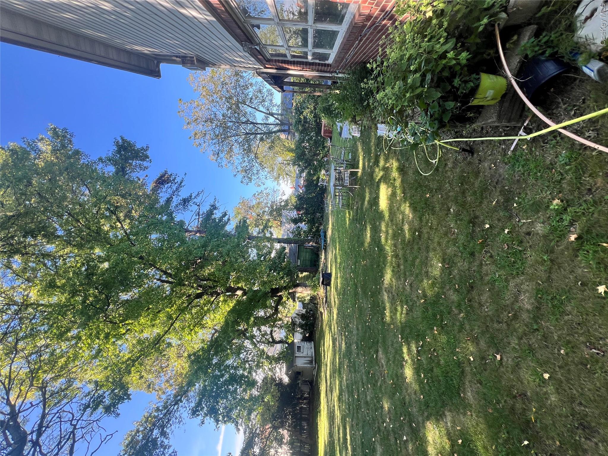 122 Rockaway Parkway Property Photo 9