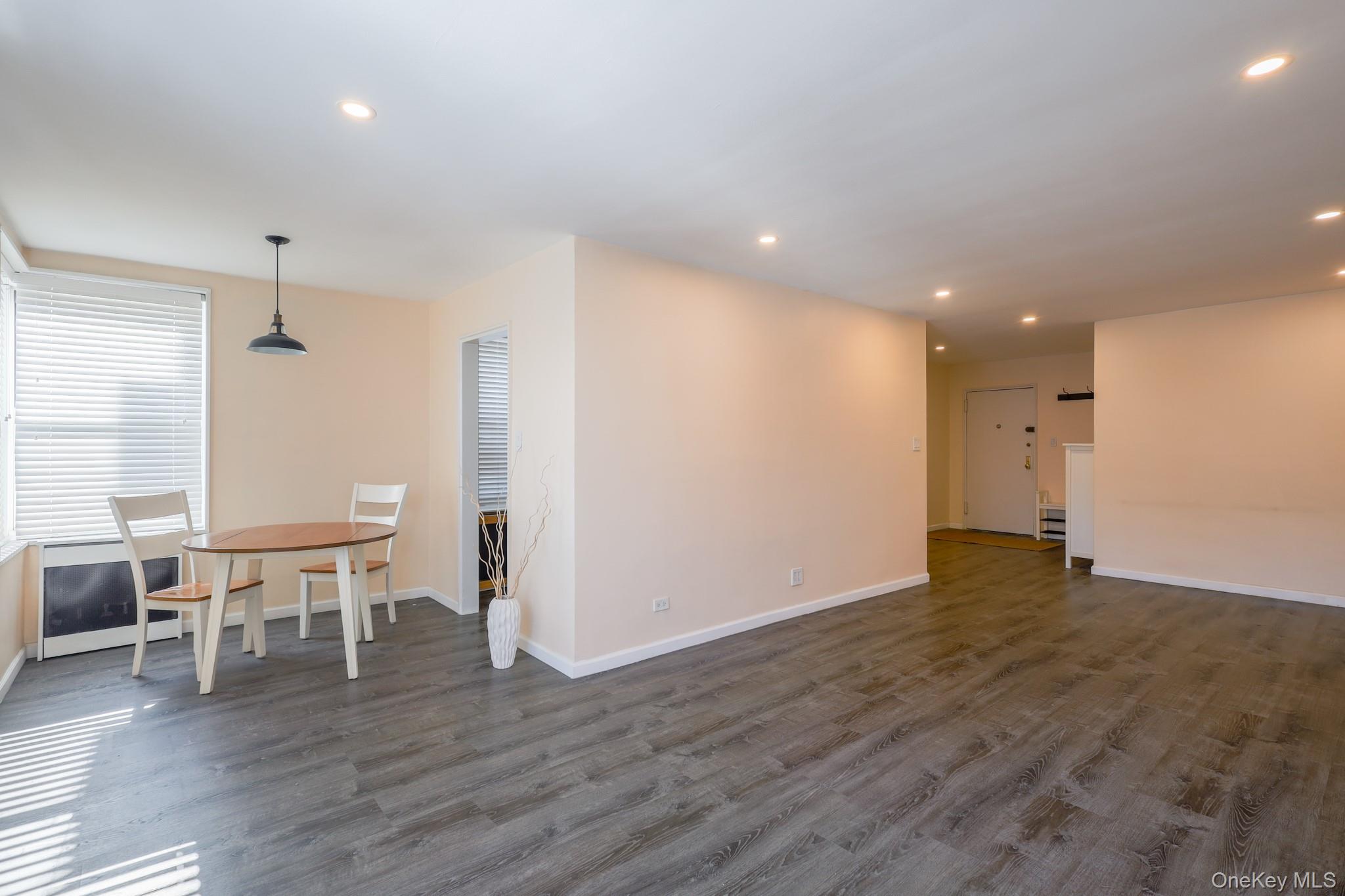 209-15 18th Avenue 3e Property Photo 8