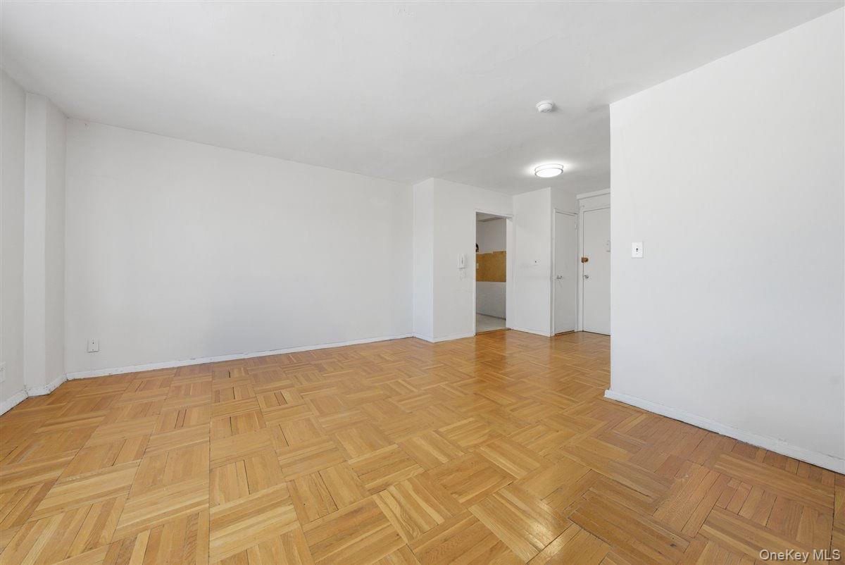 266 Pelham Road 4e Property Photo 15