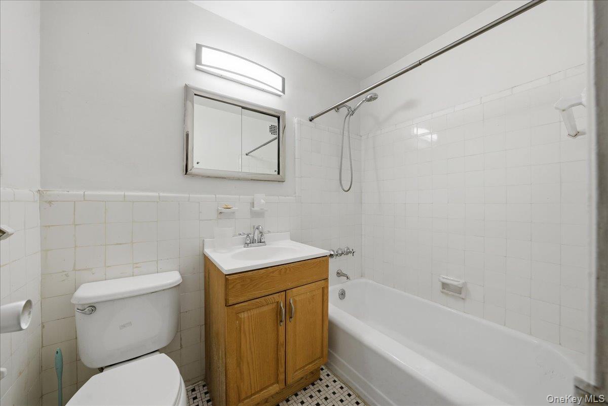 266 Pelham Road 4e Property Photo 16
