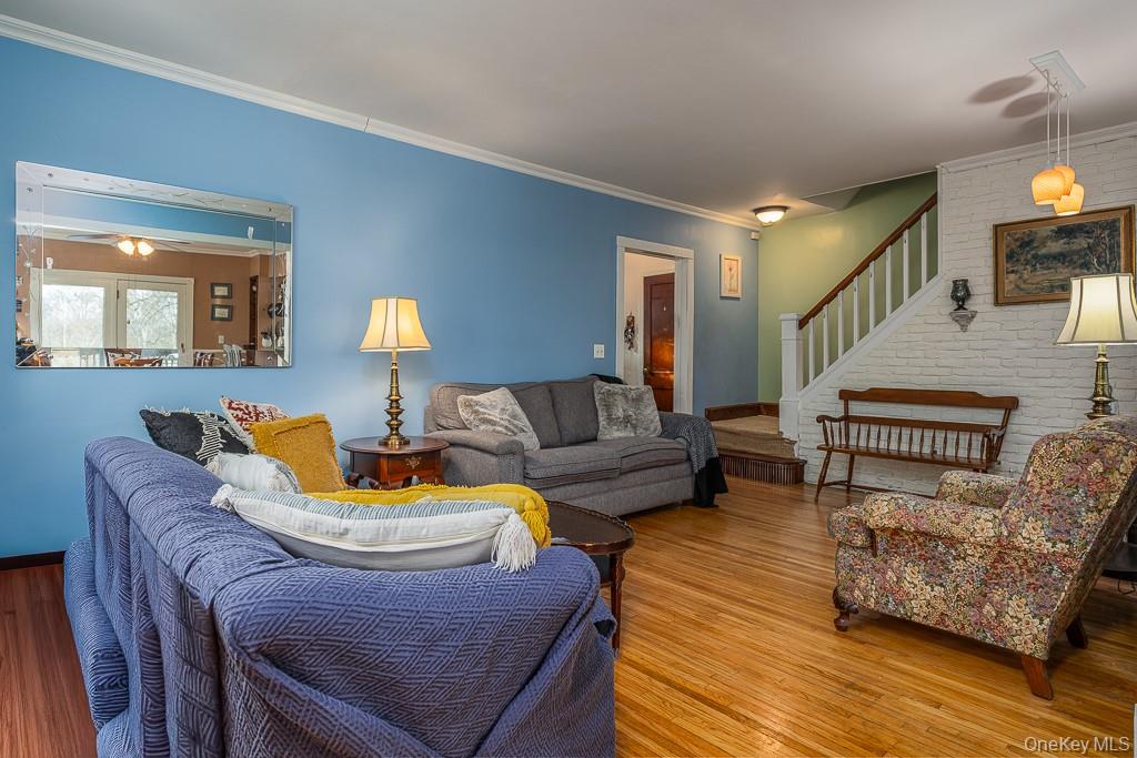 34 Mountainview Avenue Property Photo 4