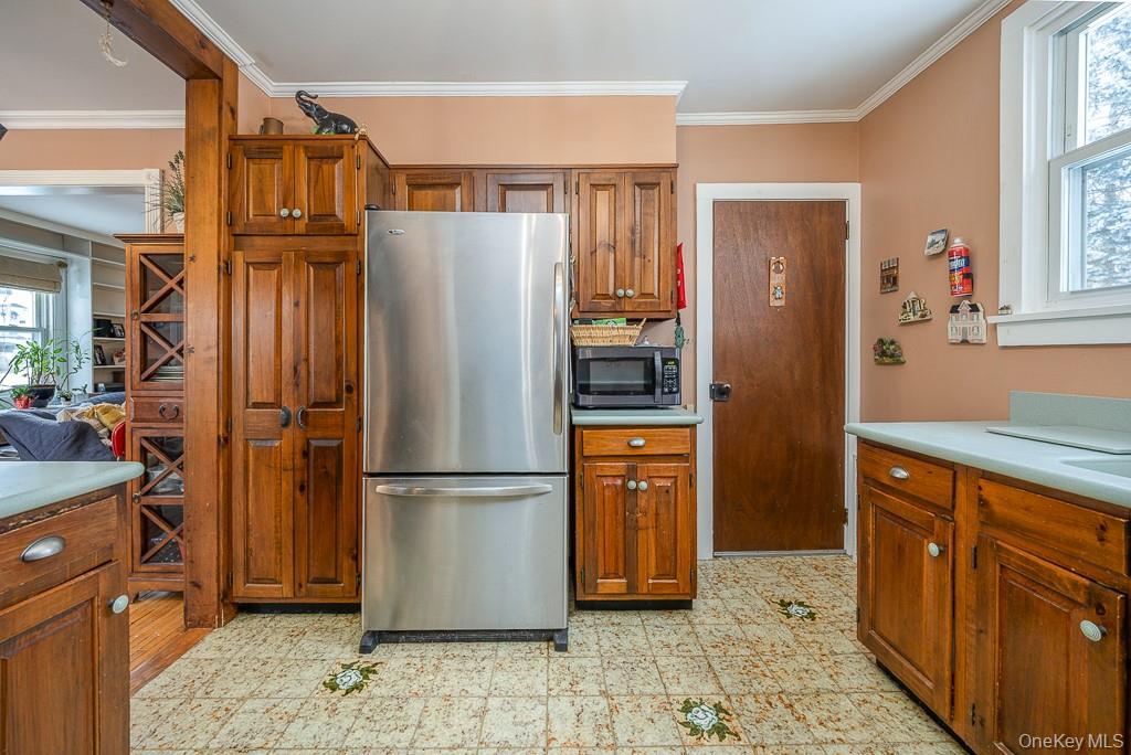 34 Mountainview Avenue Property Photo 11