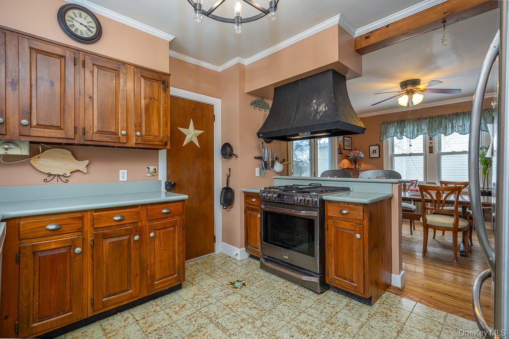 34 Mountainview Avenue Property Photo 12