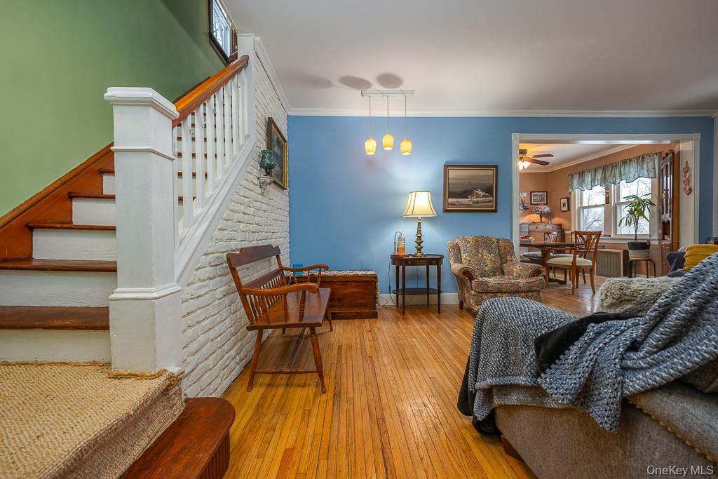 34 Mountainview Avenue Property Photo 14